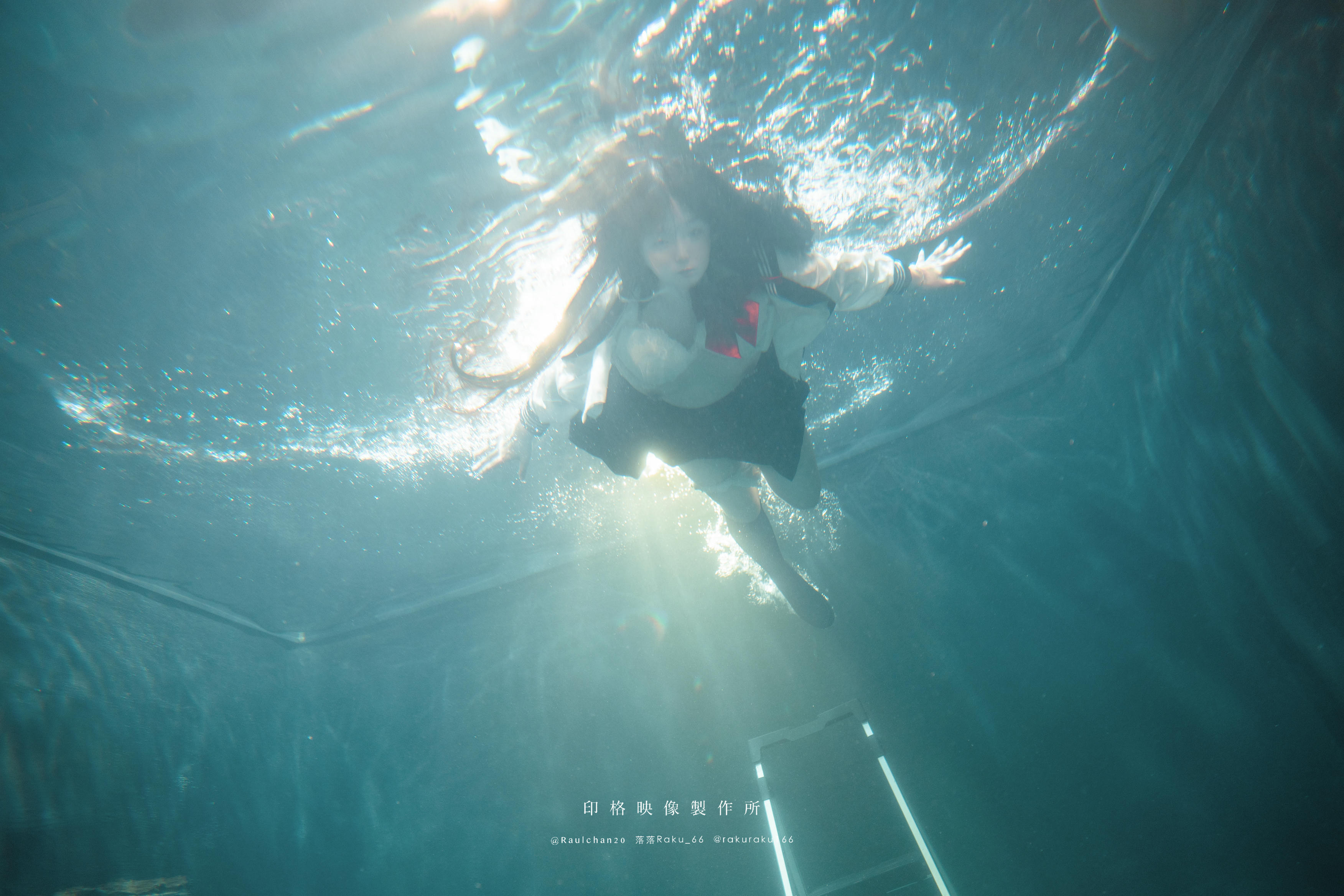 落落Raku NO.039 水泳馆 [FURUKE] Bubble[58P 1V 1G]_第3集