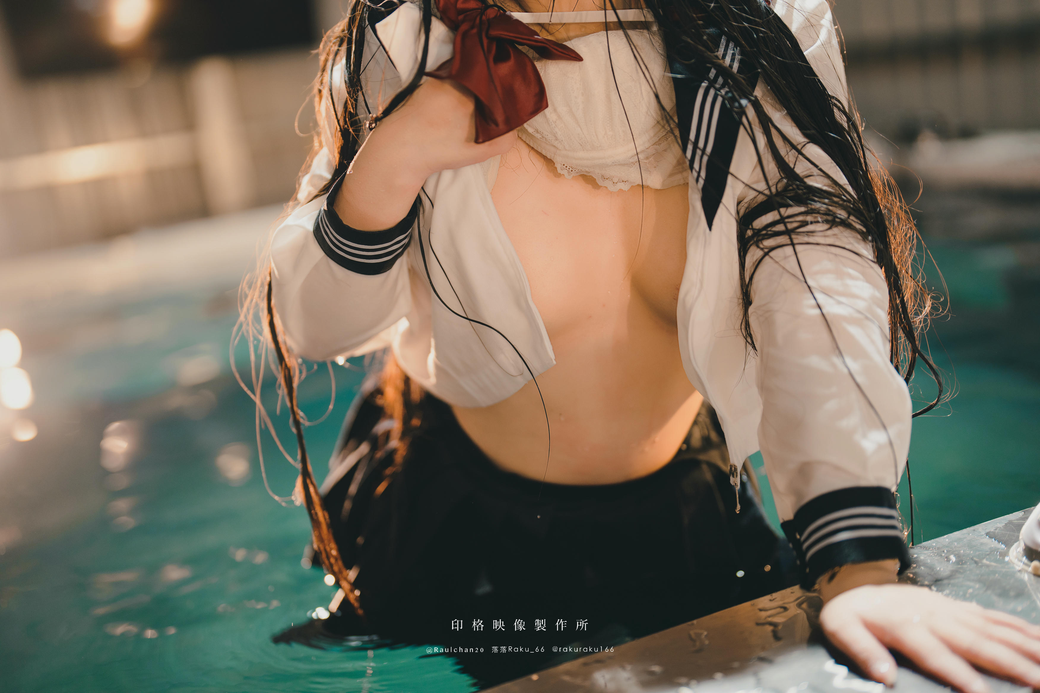 落落Raku NO.039 水泳馆 [FURUKE] Bubble[58P 1V 1G]_第3集
