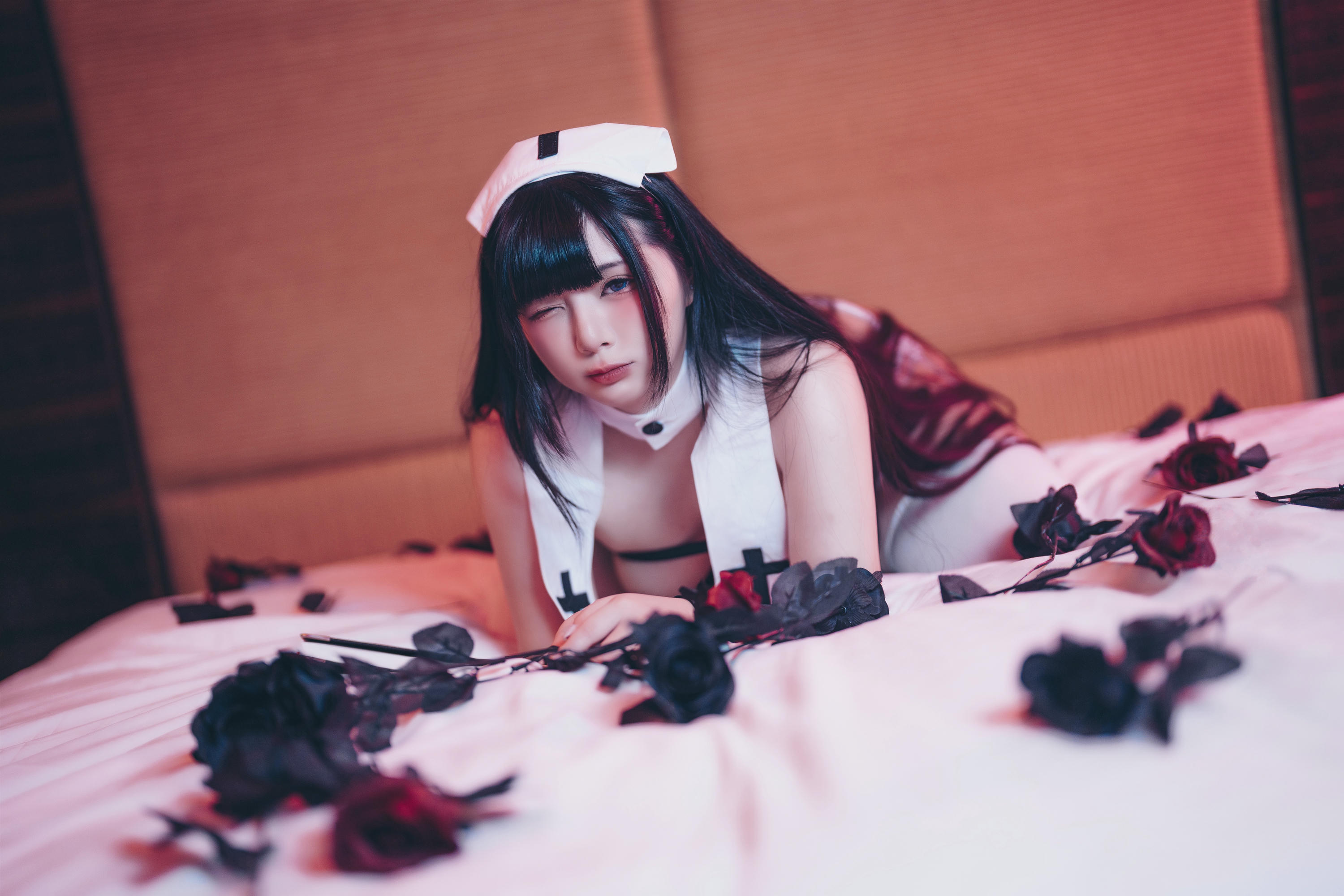 落落Raku NO.043 修女与魔鬼[36P 347.5M]_第2集