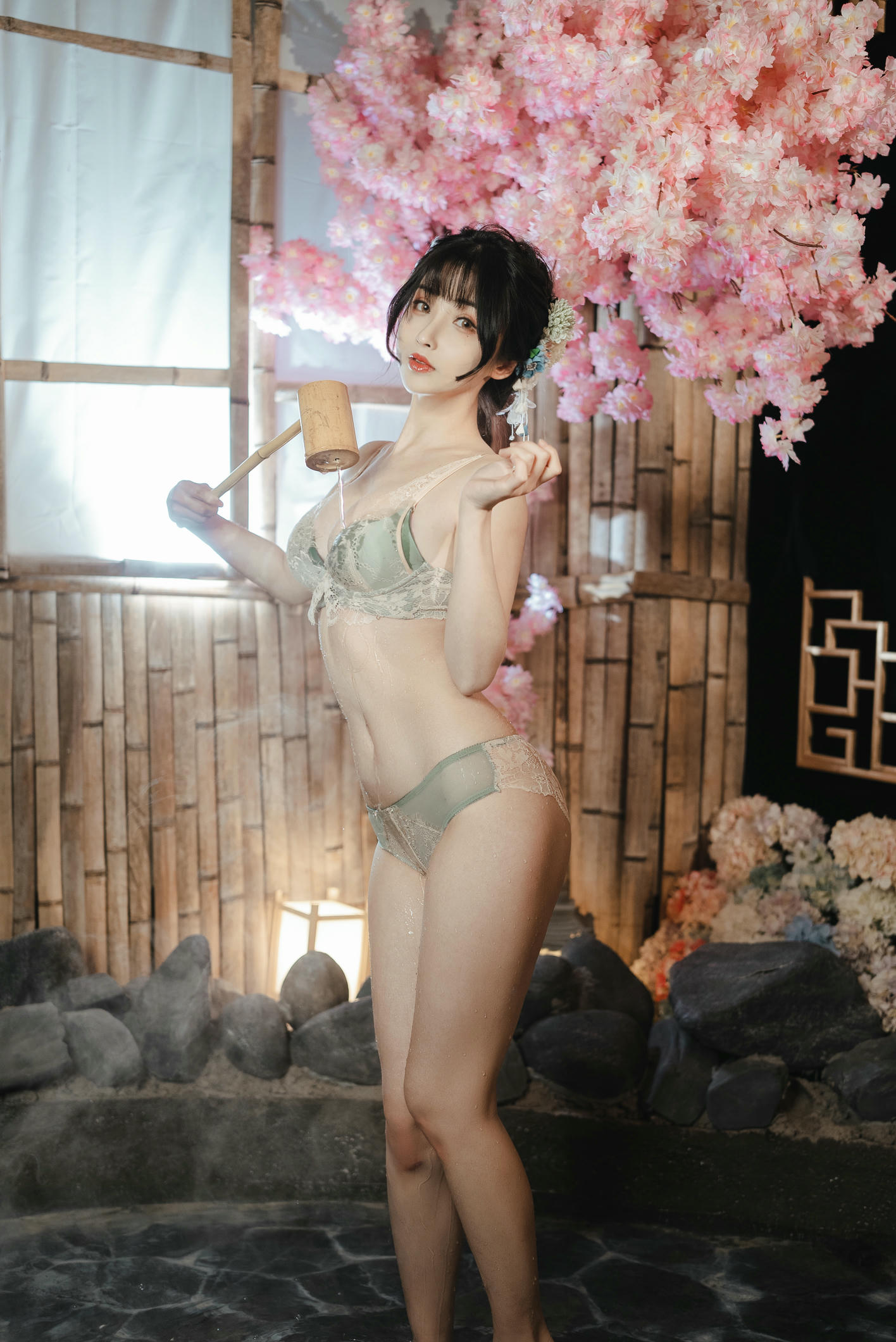 rioko凉凉子 - 《年上の韵》温泉旅行 [31P+6V 511MB]-正片_第1集
