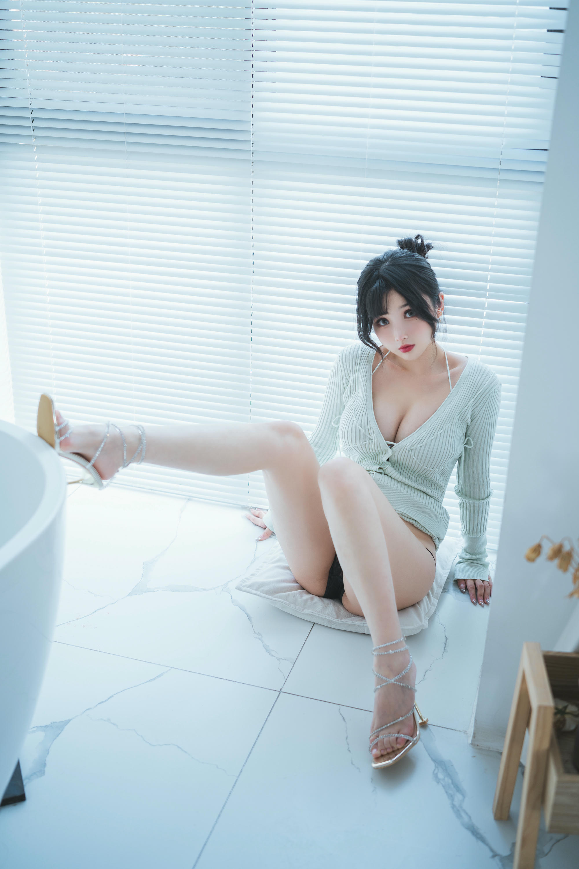 rioko凉凉子 NO.077 人妻毛衣 [54P-508MB]_第1集