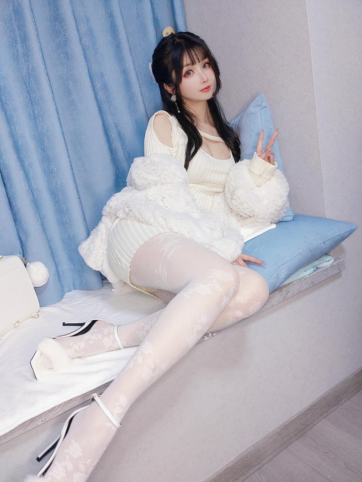 rioko凉凉子 NO.088 元宵节特辑 [25P3V-169MB]_第1集