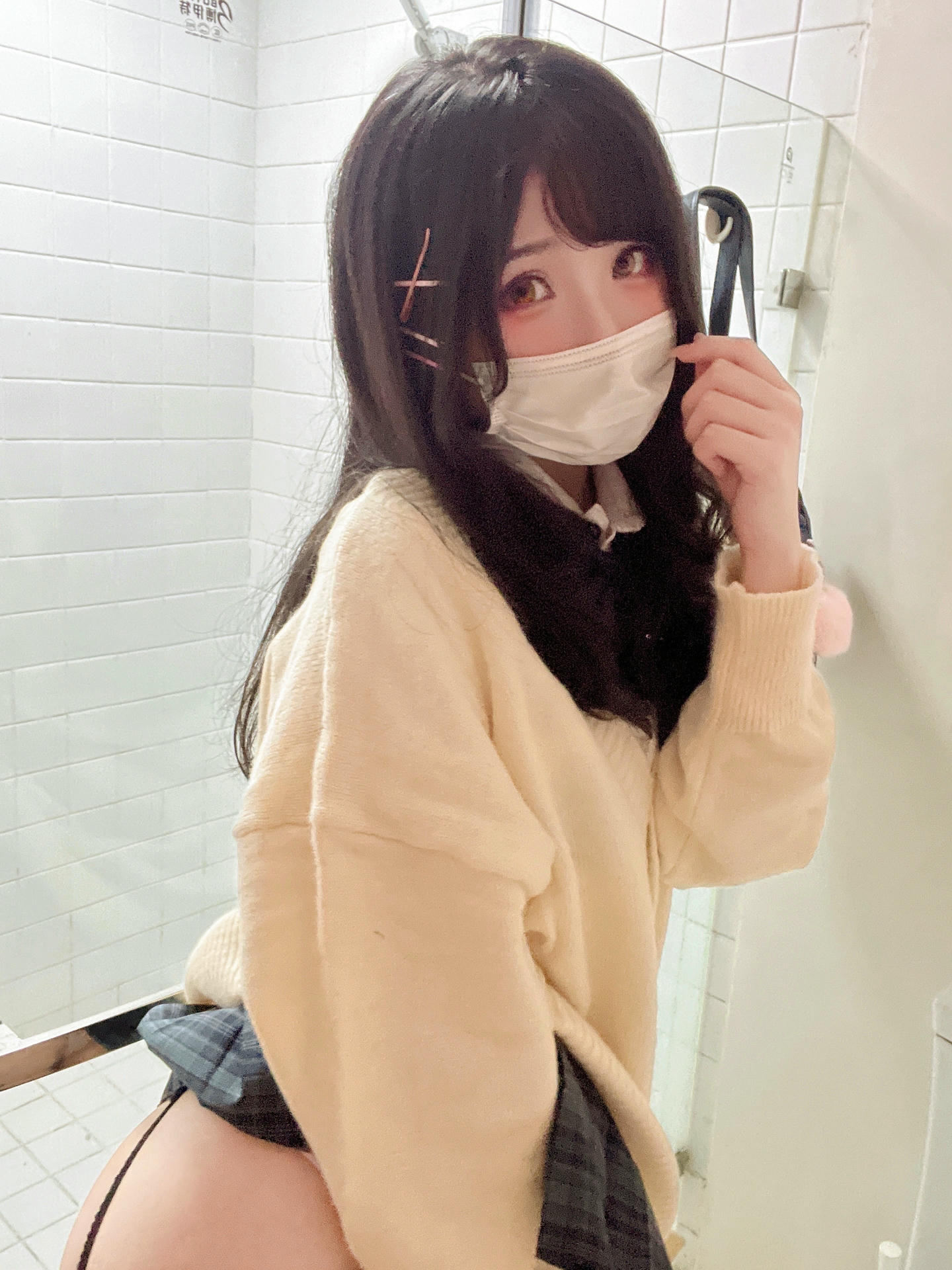 rioko凉凉子 NO.111 关于我的青梅竹马是痴女这件事 [94P5V 1GB]-自拍+小视频_第1集