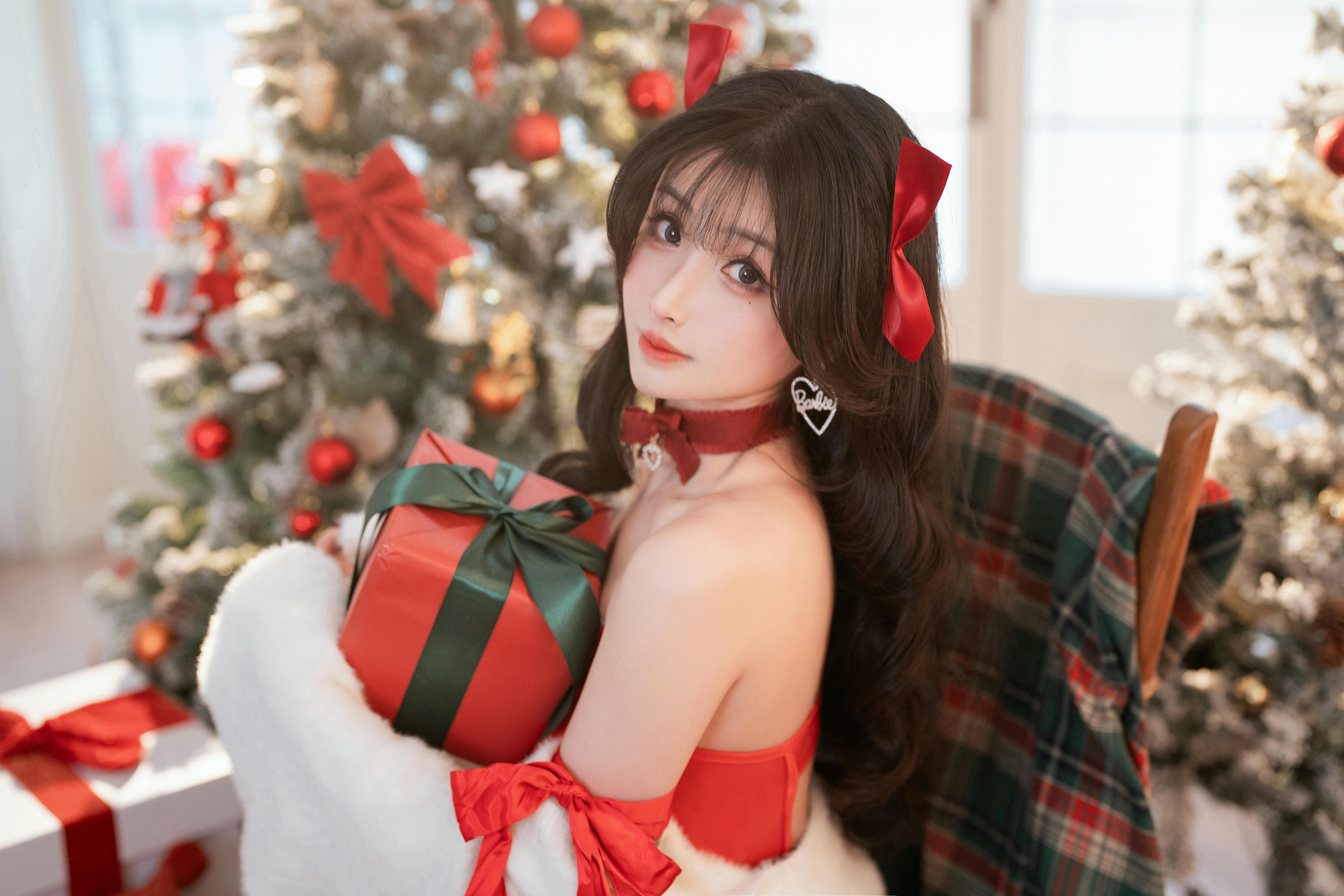 rioko凉凉子 NO.126 圣诞+新年礼物 [51P10V 1.19GB]_第1集