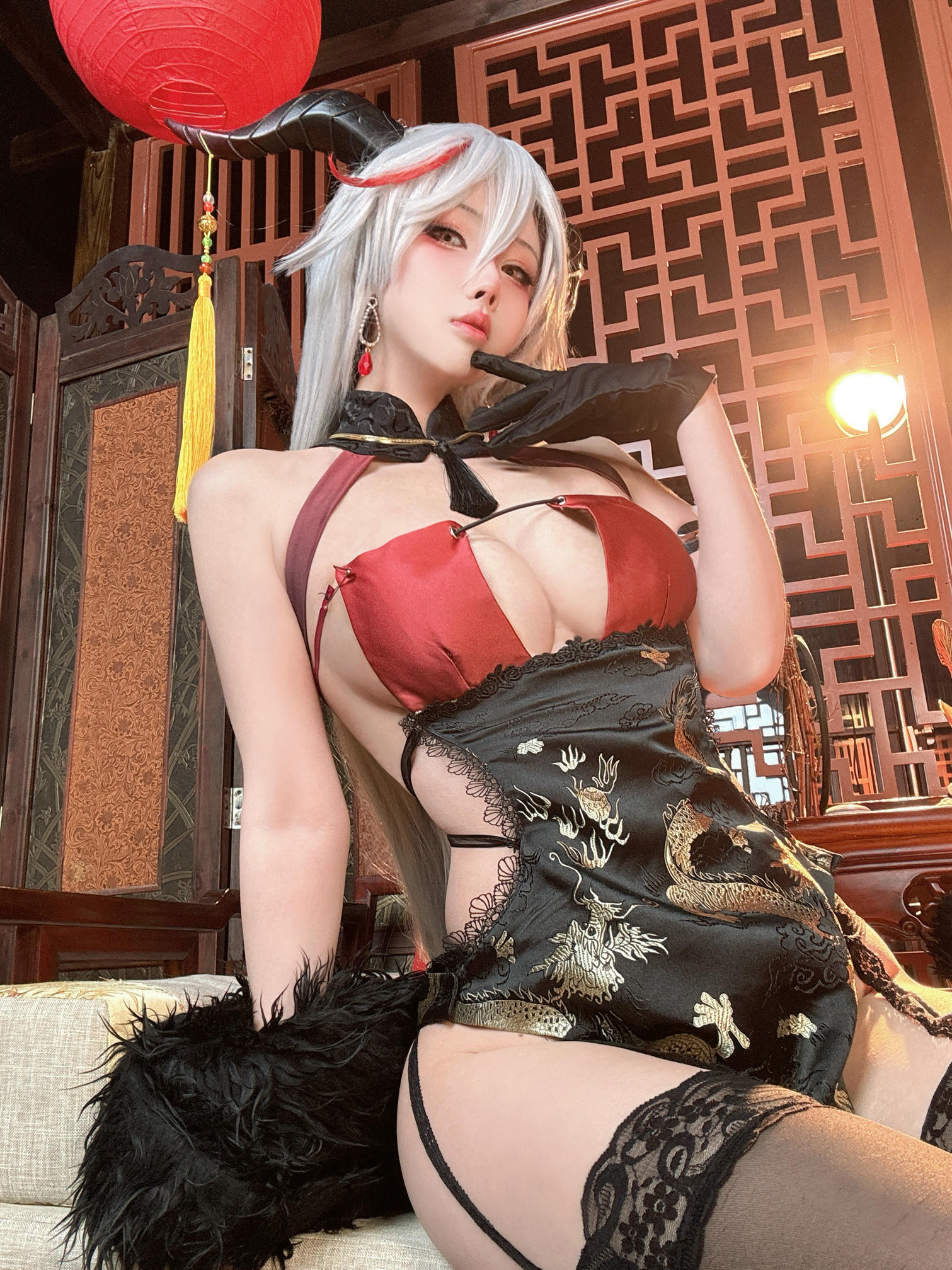 rioko凉凉子 NO.127 龙年龙图 [20P1V 383MB]_第1集