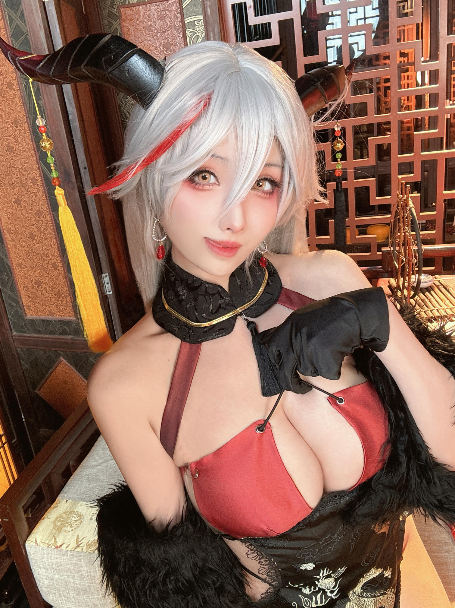 rioko凉凉子 NO.127 龙年龙图 [20P1V 383MB]_第1集