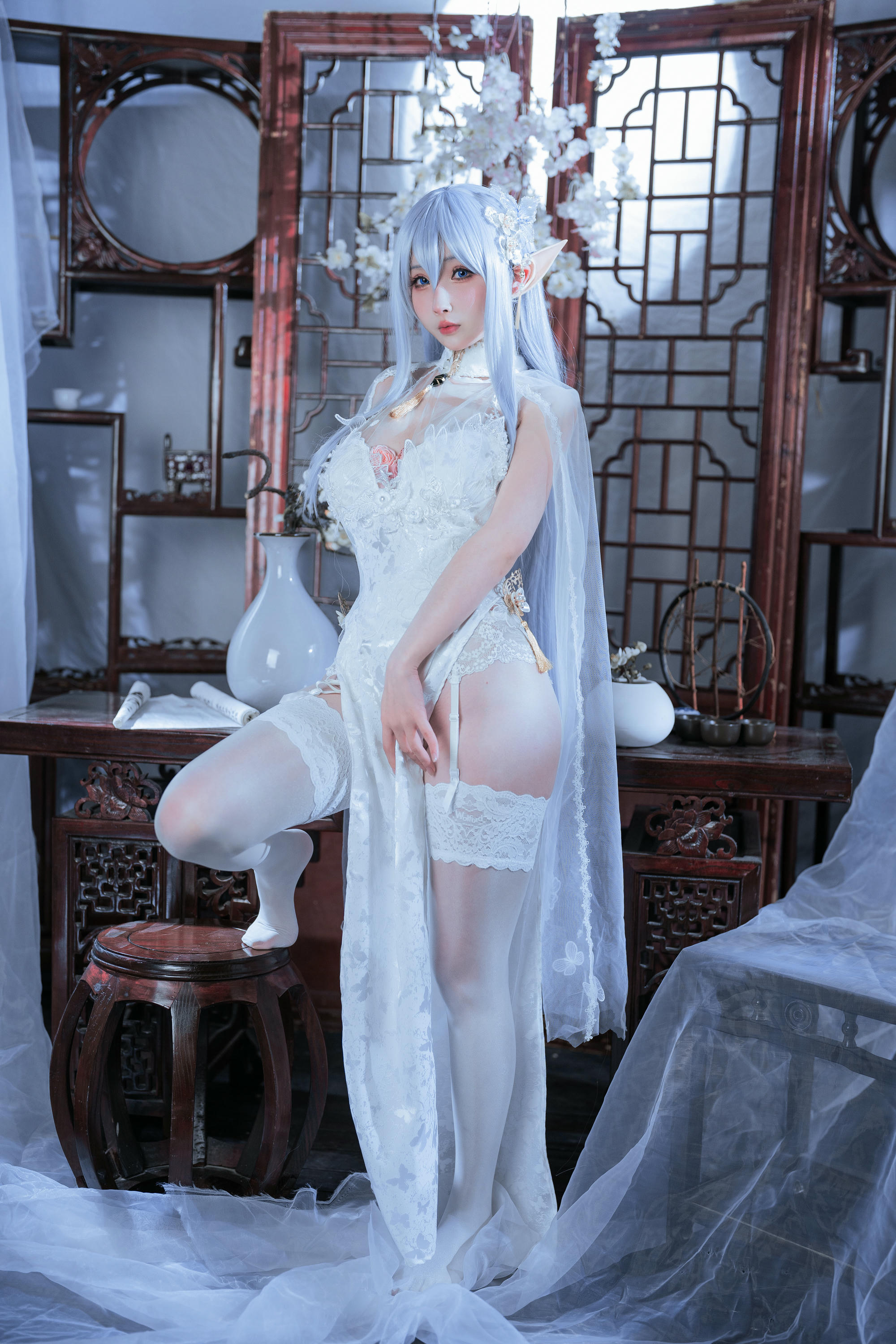 rioko凉凉子 NO.129 阿尔比恩旗袍 [43P11V 876MB]_第1集