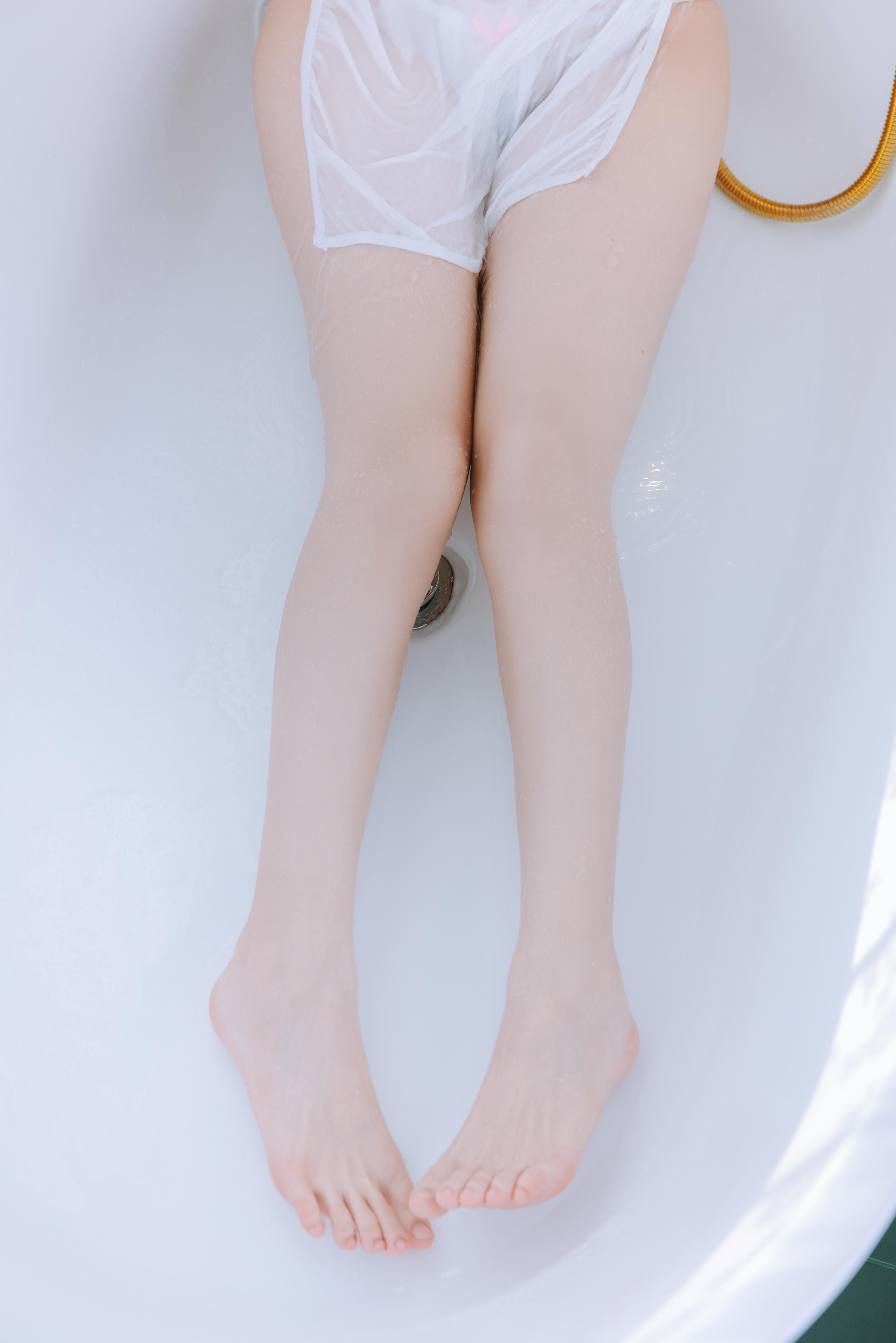 日奈娇 NO.078 湿身小白裙 [97P-1.06GB]_第2集