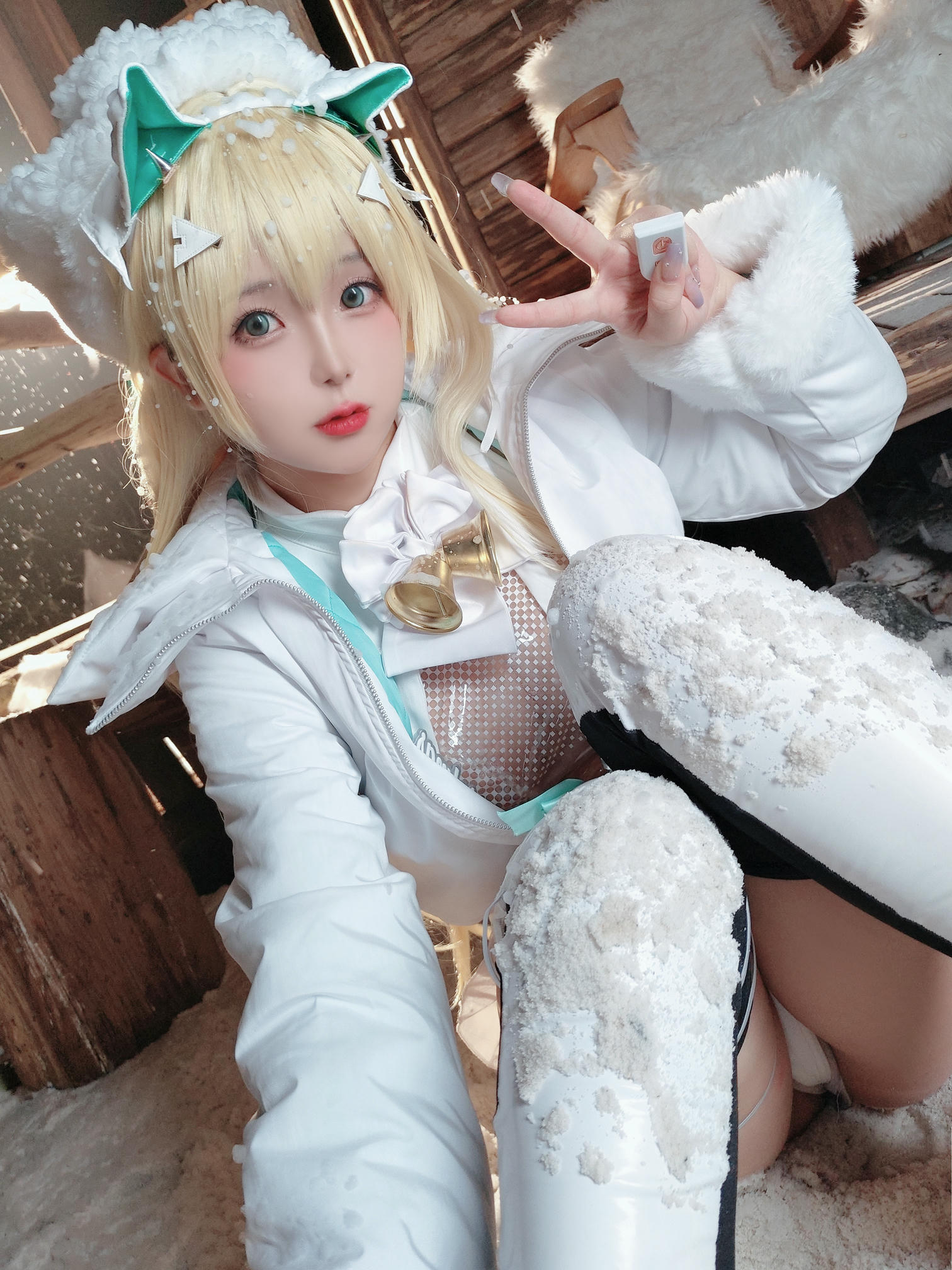 日奈娇 NO.144 2023.12月月刊 露菲圣诞A 室外[27P-601MB]_第2集