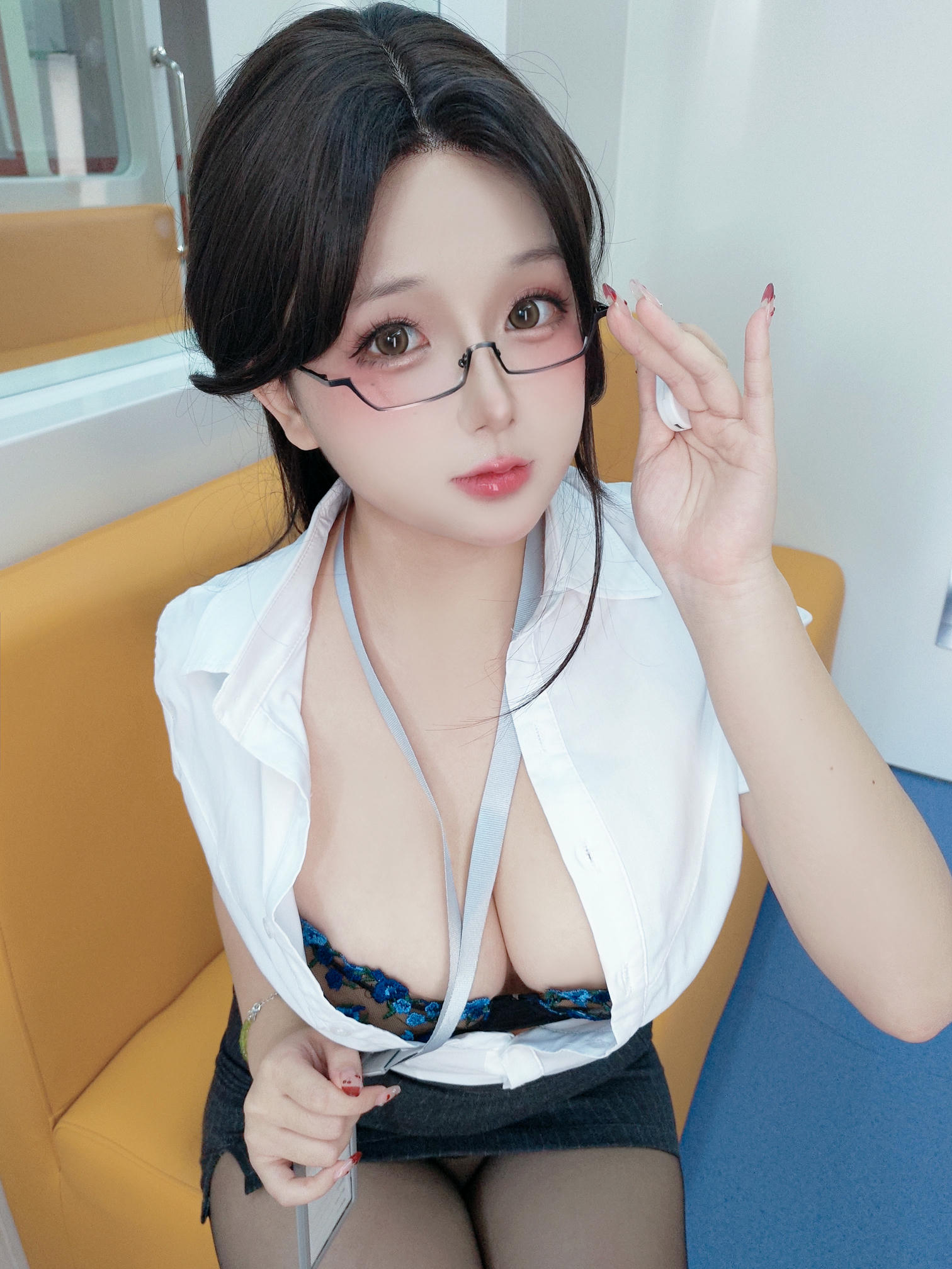 日奈娇 NO.212 地铁OL[237P-8V-3.4G]_第10集