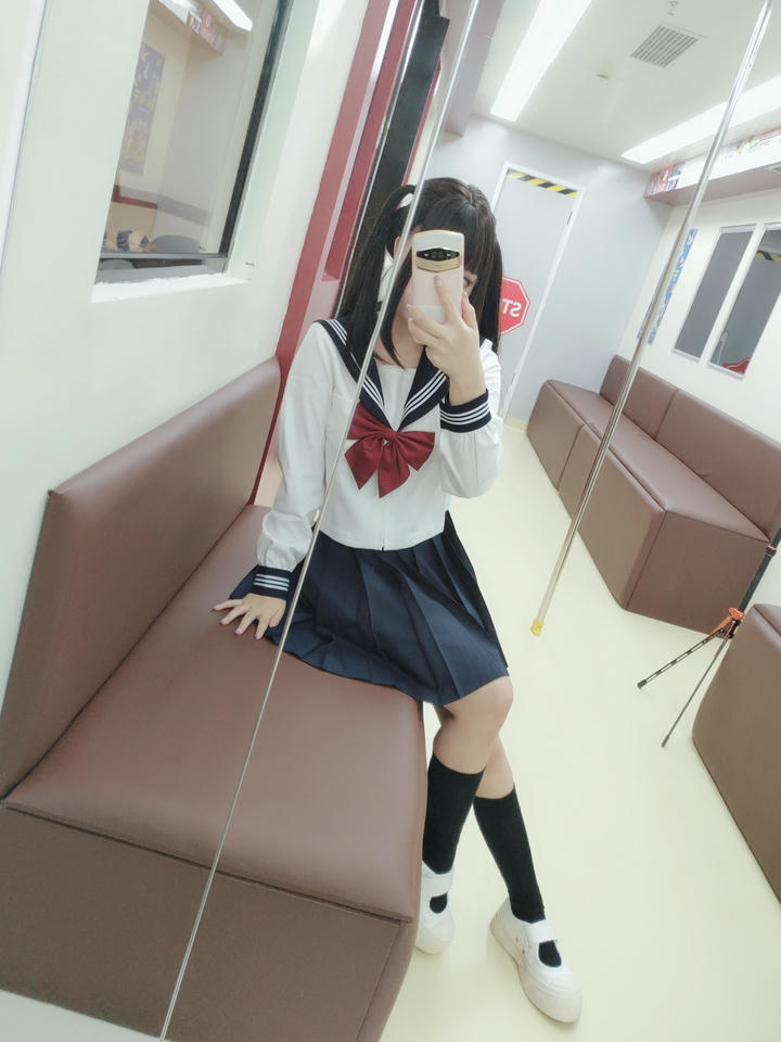 日奈娇 NO.215 列车JK[140P-2.2G]_第7集