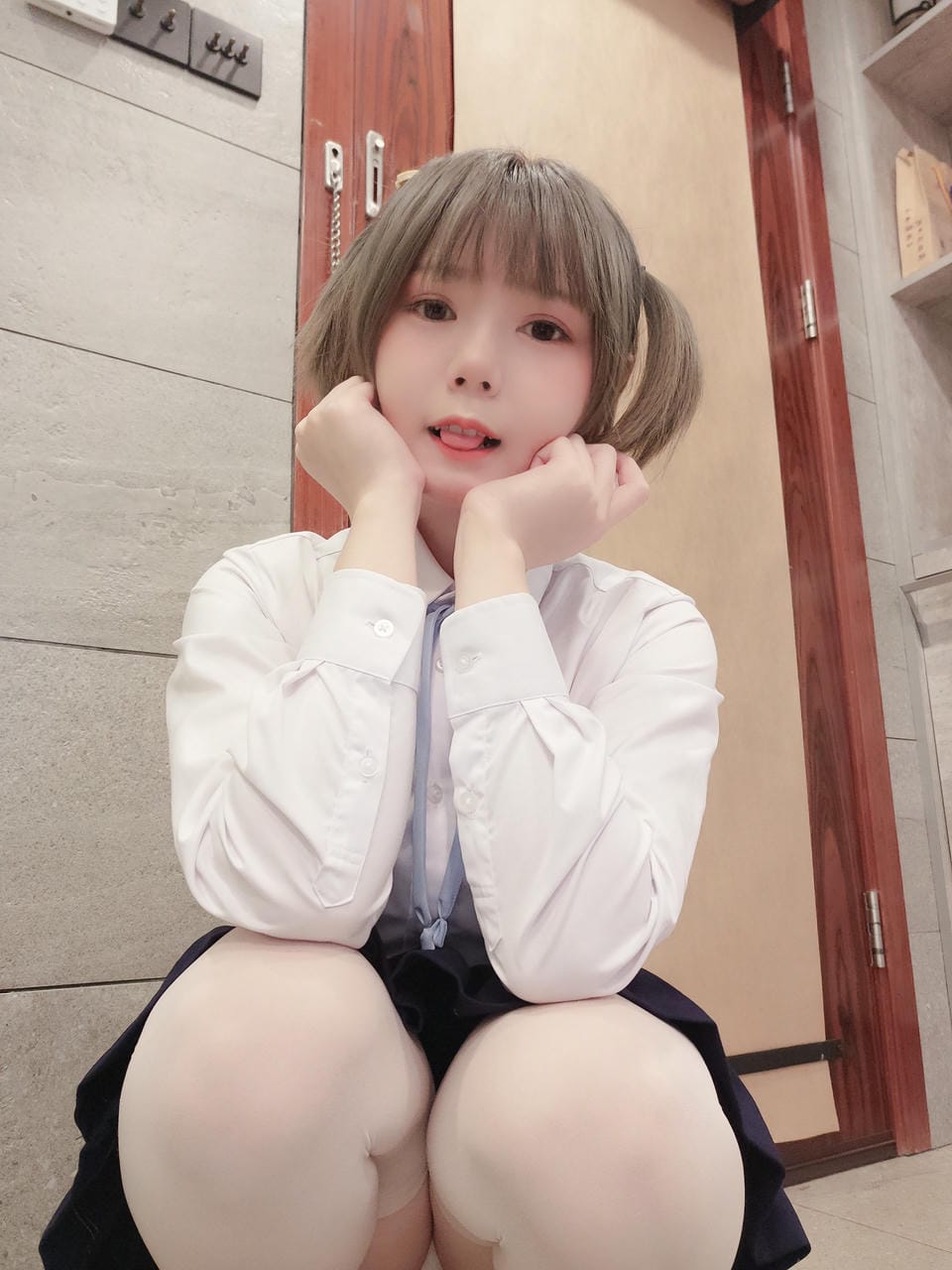 日本cosplay肉肉-#038 - 2020-01-04 - 幻いー女子高校生ー昼タイム_第1集