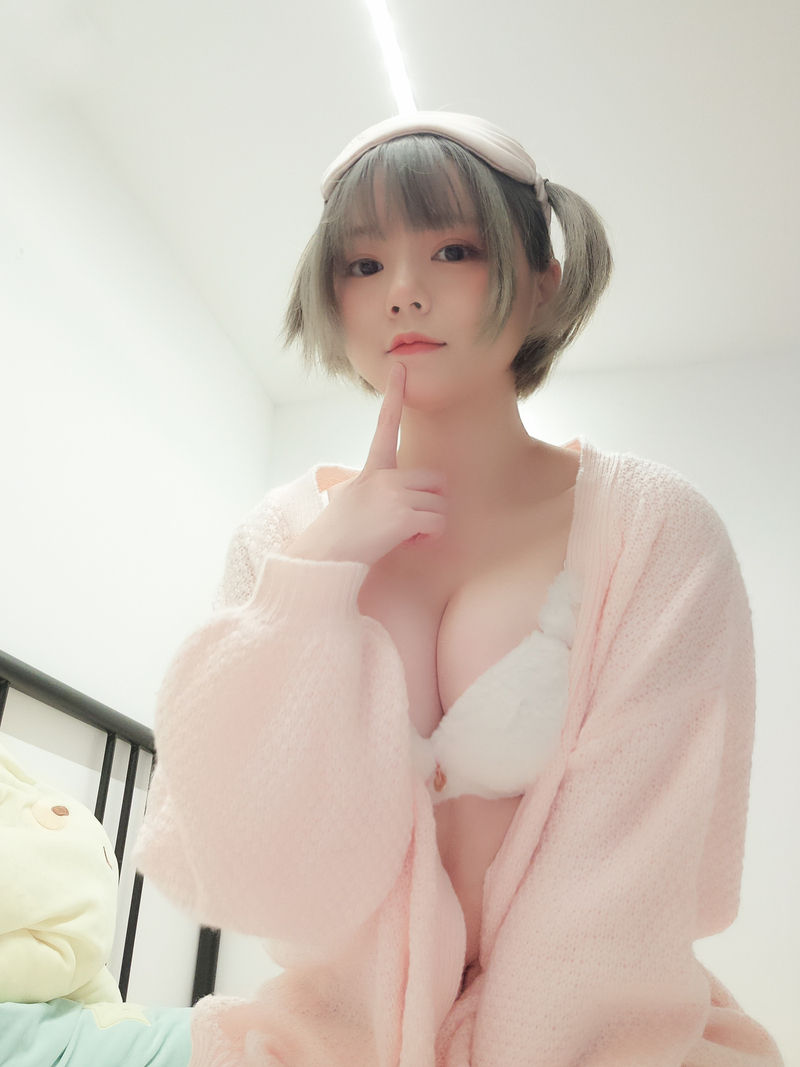 日本cosplay肉肉-#039 - 2020-01-10 - 幻いー女子高校生ー夜タイム (LQ)_第1集