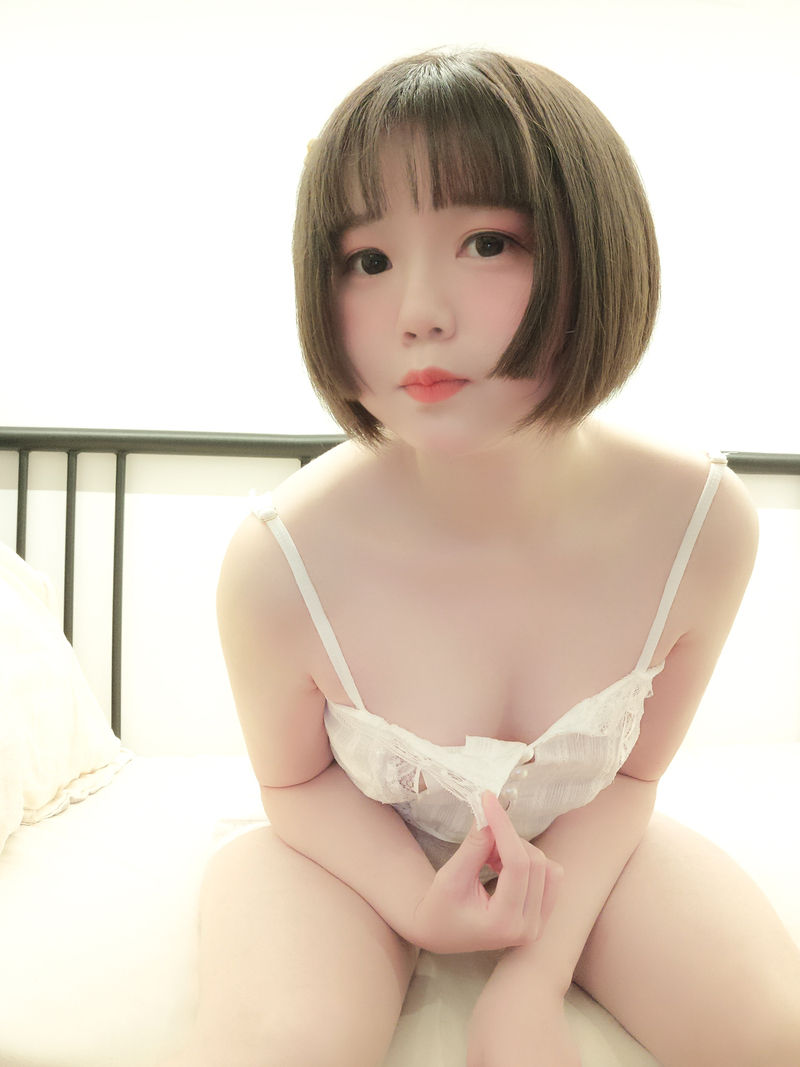 日本cosplay肉肉-#065 - 2020-04-07 - ねんね〜時間 (LQ)_第1集