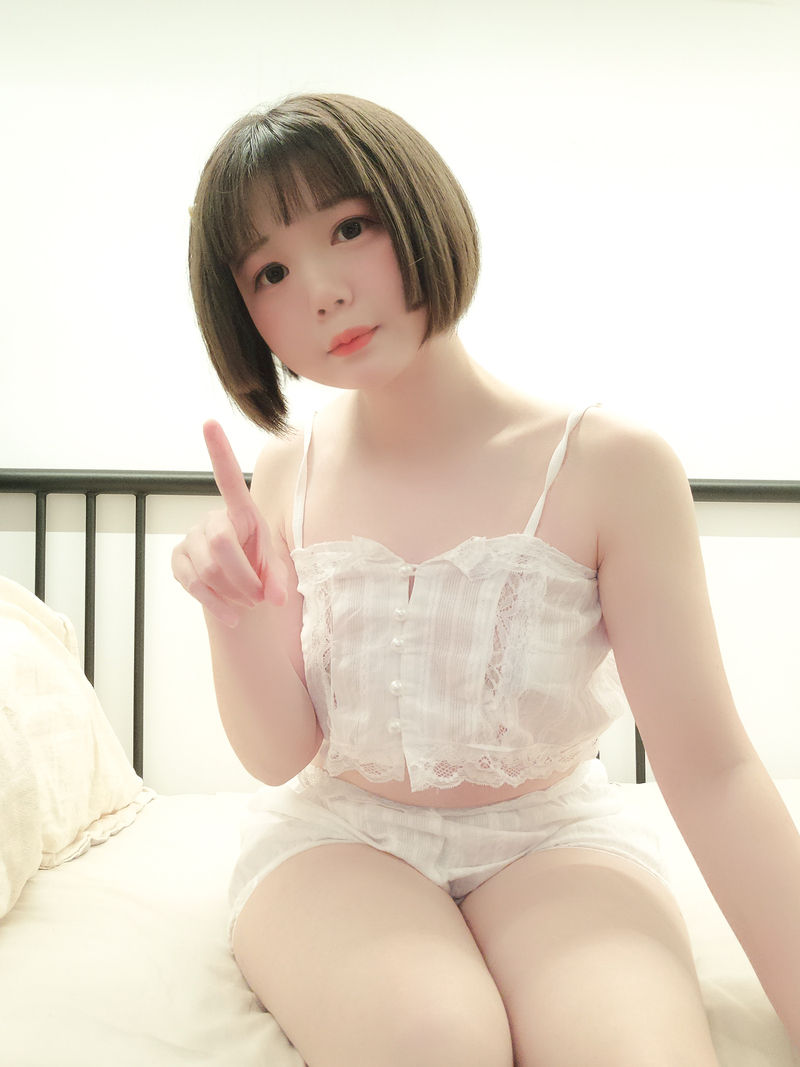 日本cosplay肉肉-#065 - 2020-04-07 - ねんね〜時間 (LQ)_第1集