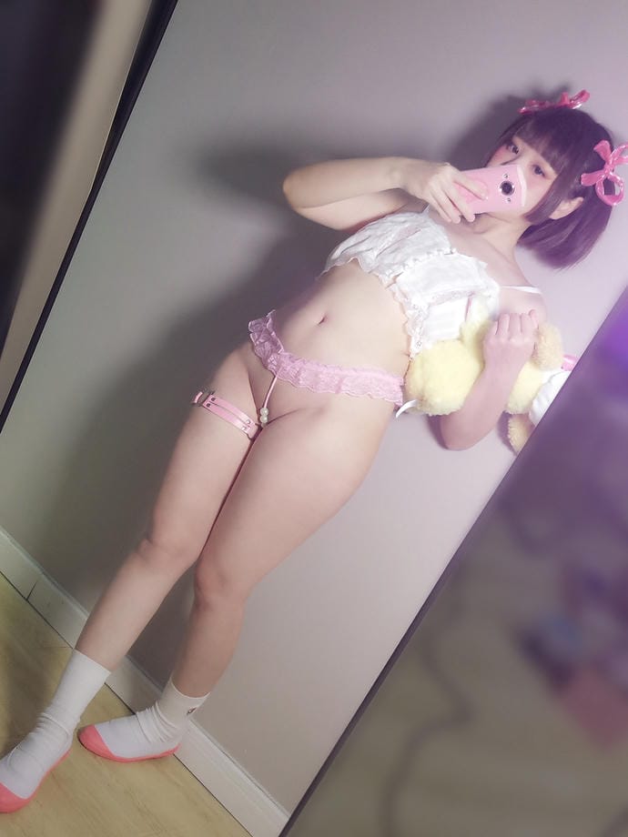 日本cosplay肉肉-#097 - 2020-06-09 - 股間にオナホ棒を挟んで~_第1集