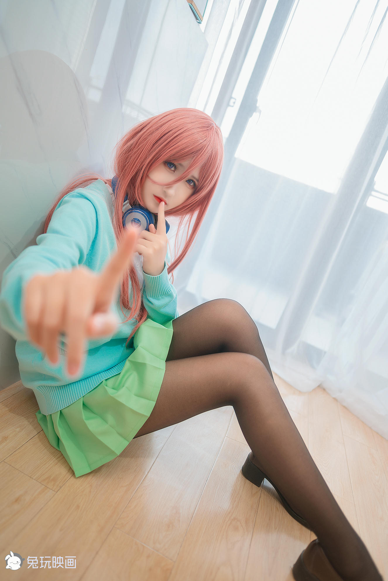 三度_69 NO.002 兔玩 五等分三玖 [40P-435MB]_第2集