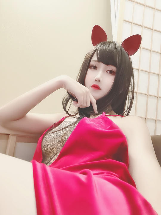 三度_69 NO.017 露背毛衣 [36P2V-510MB]-【小彩蛋】酒红睡裙自拍_第1集