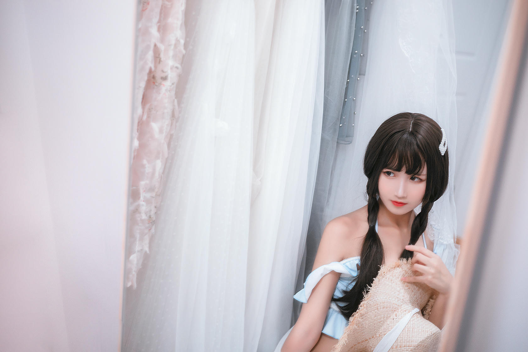三度_69 NO.020 房间里的夏天 [42P-341MB]_第1集