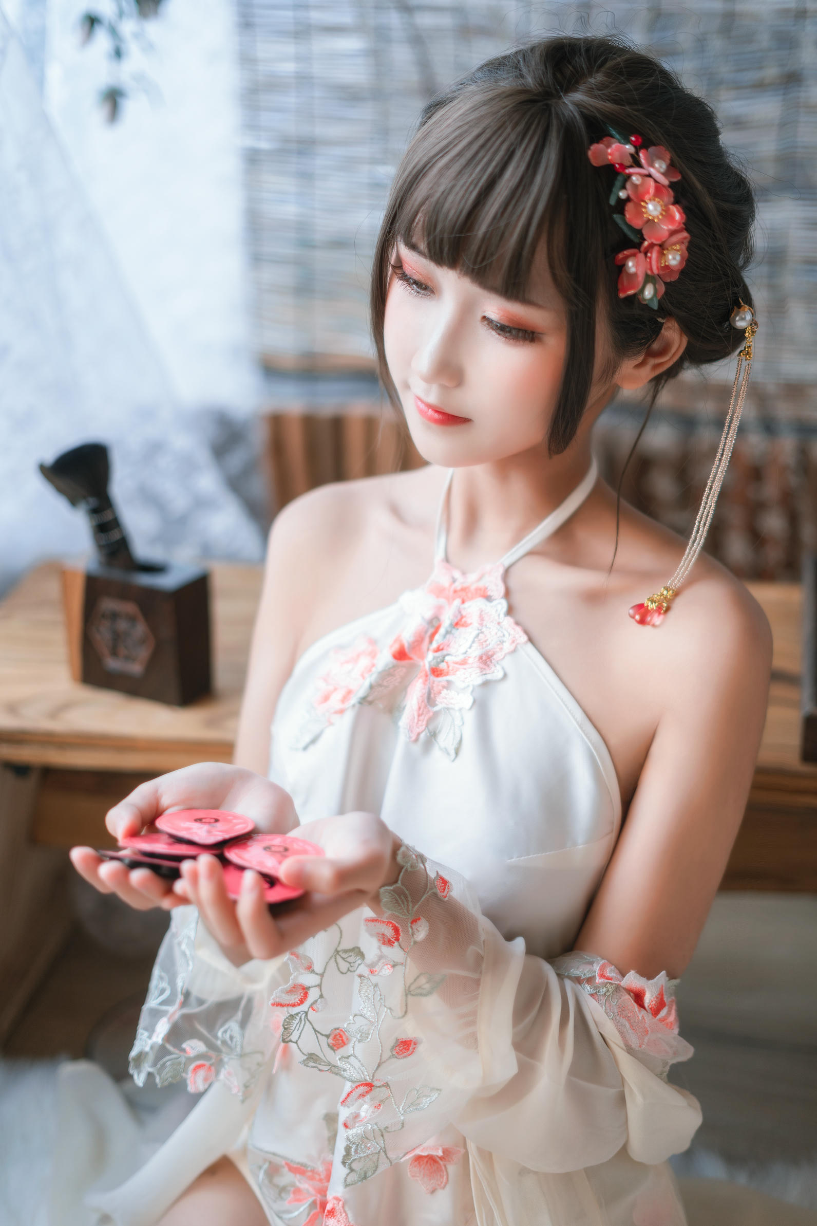 三度_69 NO.025 肚兜 [32P-214MB]_第1集