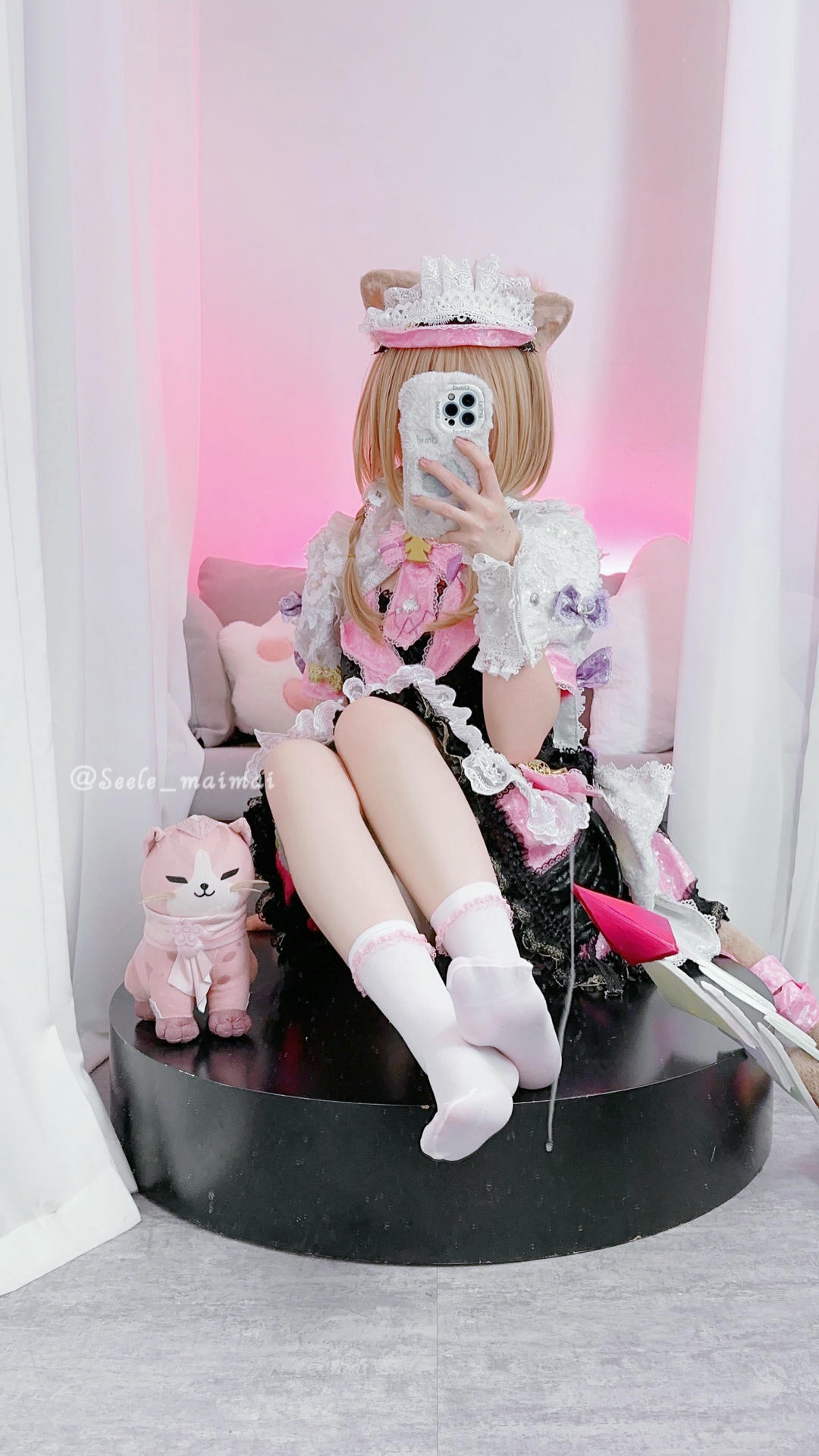 吃货麦麦w-Seele麦麦 NO.010 Pardofelis 帕朵菲莉斯[25P 41.2M]_第1集