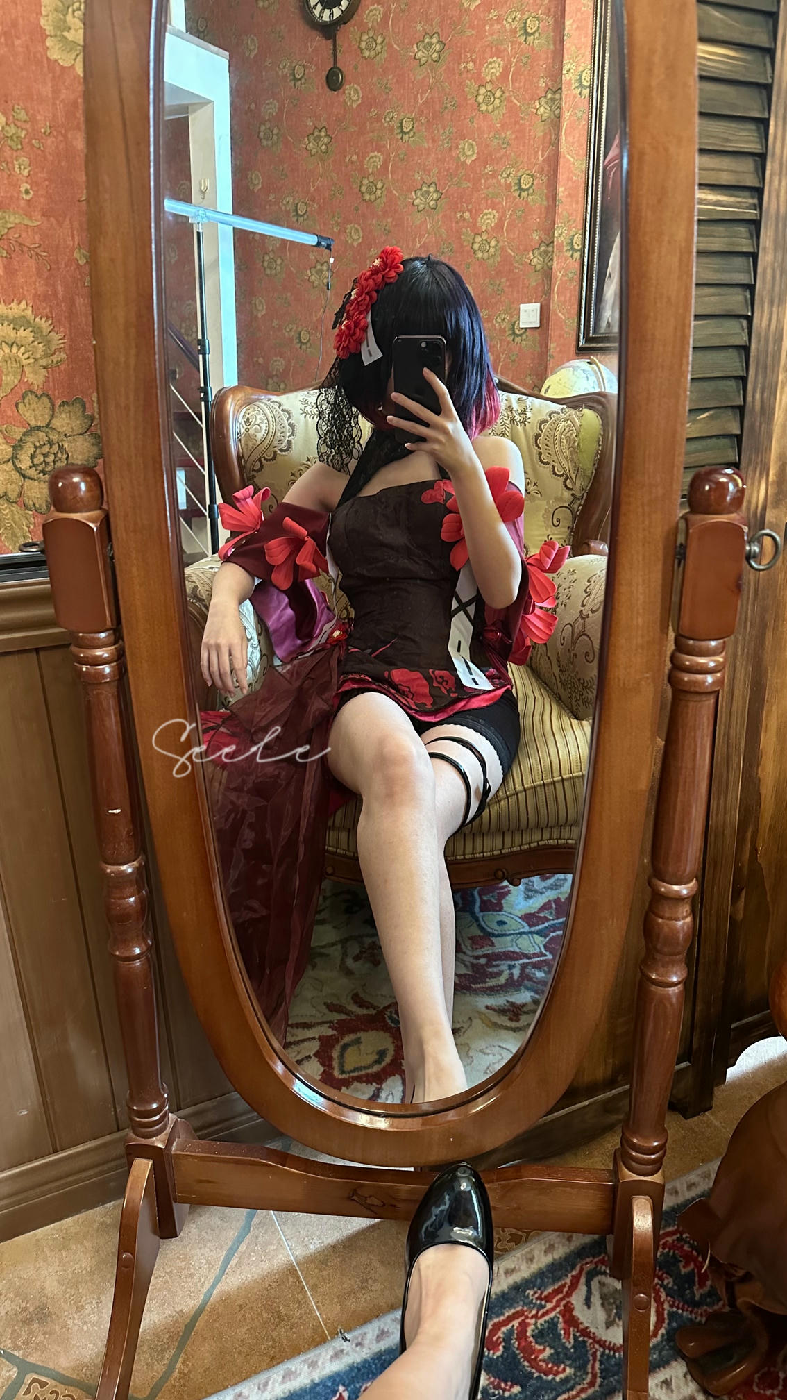 吃货麦麦w-Seele麦麦 NO.002 黑希旗袍物语 [61P8V 976MB]-对镜_第1集