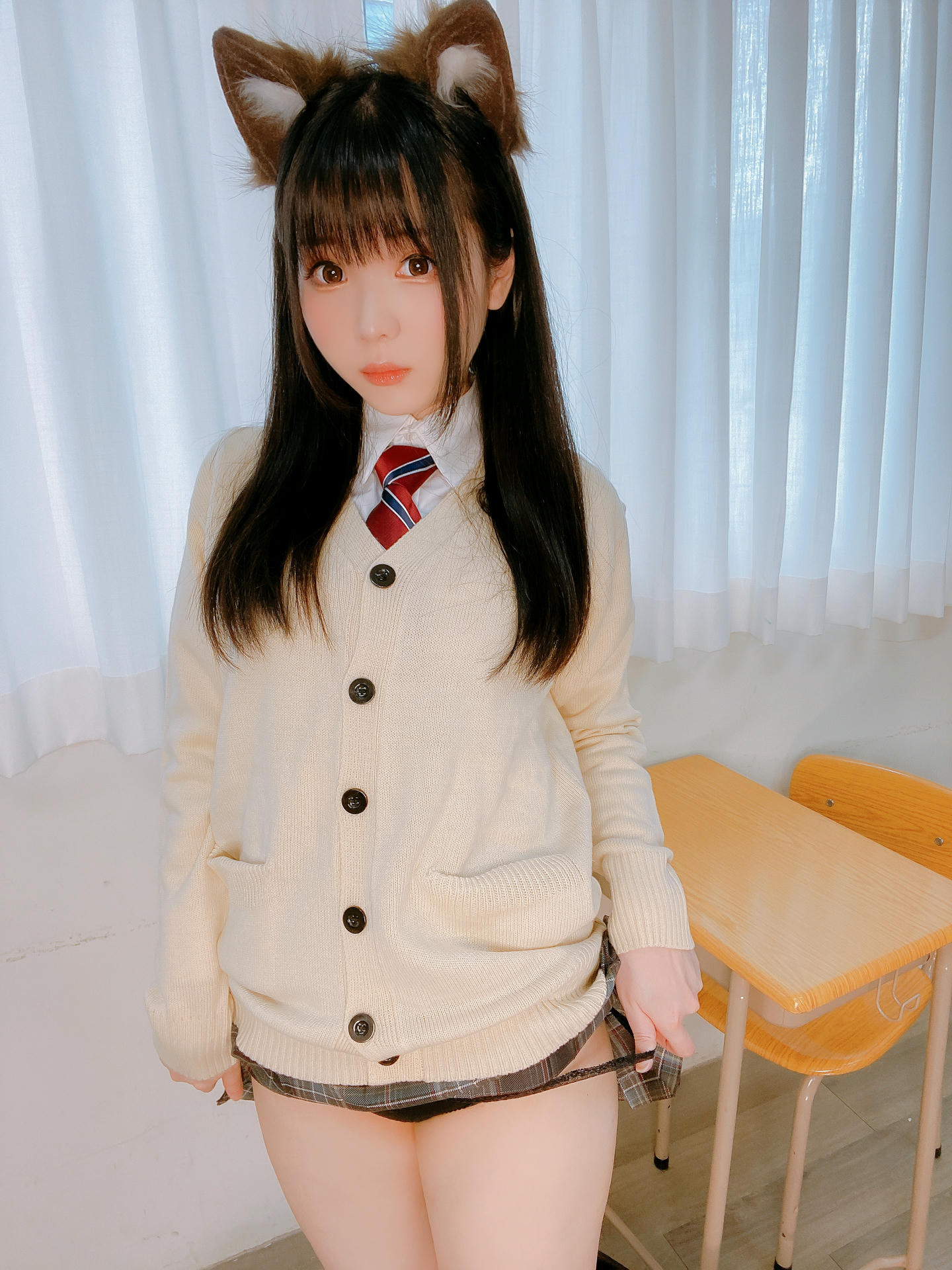 霜月shimo NO.072 Fantia 2022年07月会员合集(7期) [133P-627MB]-2022-07-25 猫耳制服🐱part.2 [18P-151.16MB]_第1集