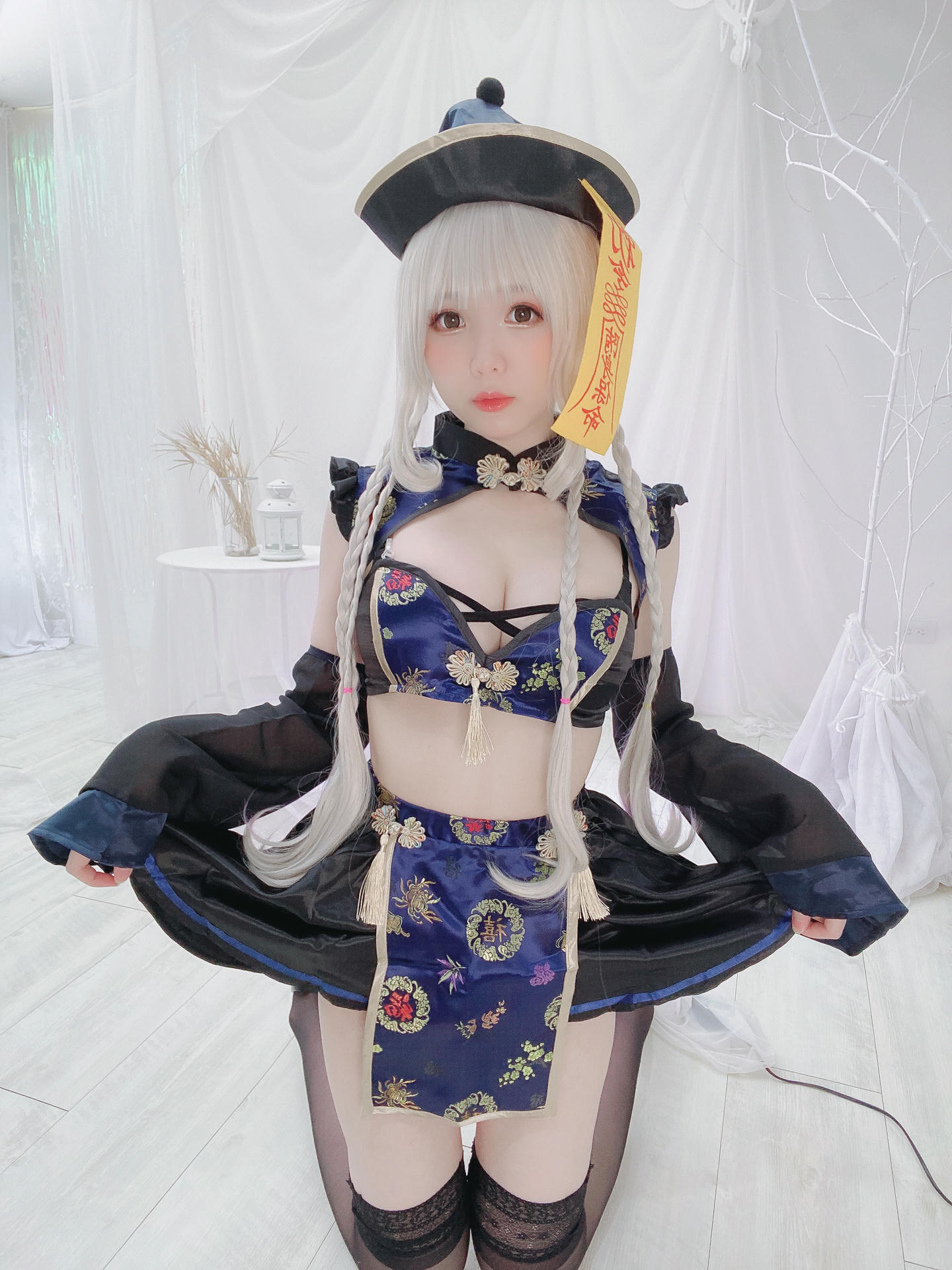 霜月shimo NO.080 Fantia 2022年10月会员合集(5期) [112P-836MB]-2022-10-13 今年のキョンシーちゃん💙 [26P-203.97MB]_第2集