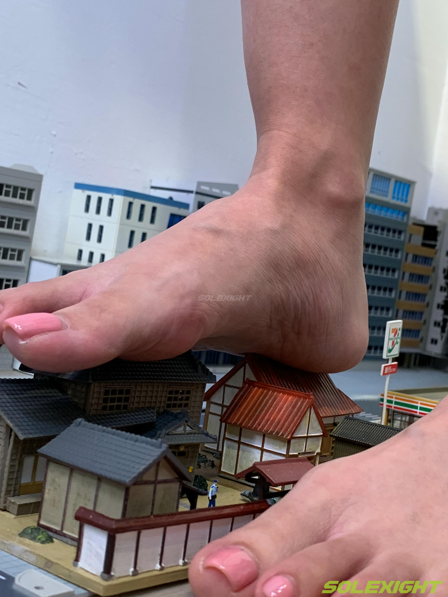 台湾SOLEXIGHT NO.029 Sherry-Giantess（女巨人）（8000PX-77P+1080P-1V）【高画版】（绝版珍藏）_第2集