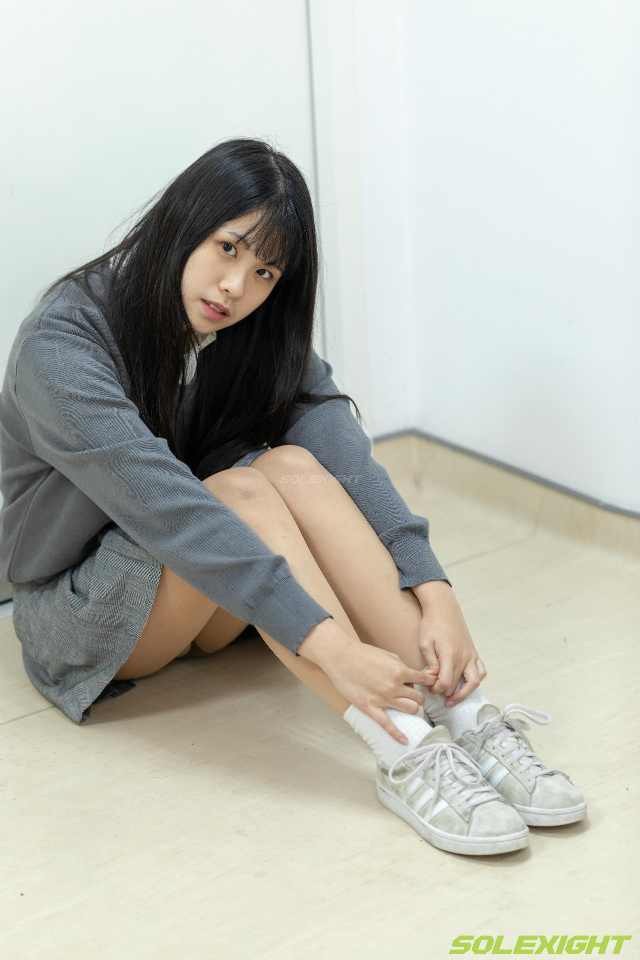 台湾SOLEXIGHT NO.035 Dora 脏臭白袜 丝袜 臭鞋 [90P2V 2.58GB]_第1集