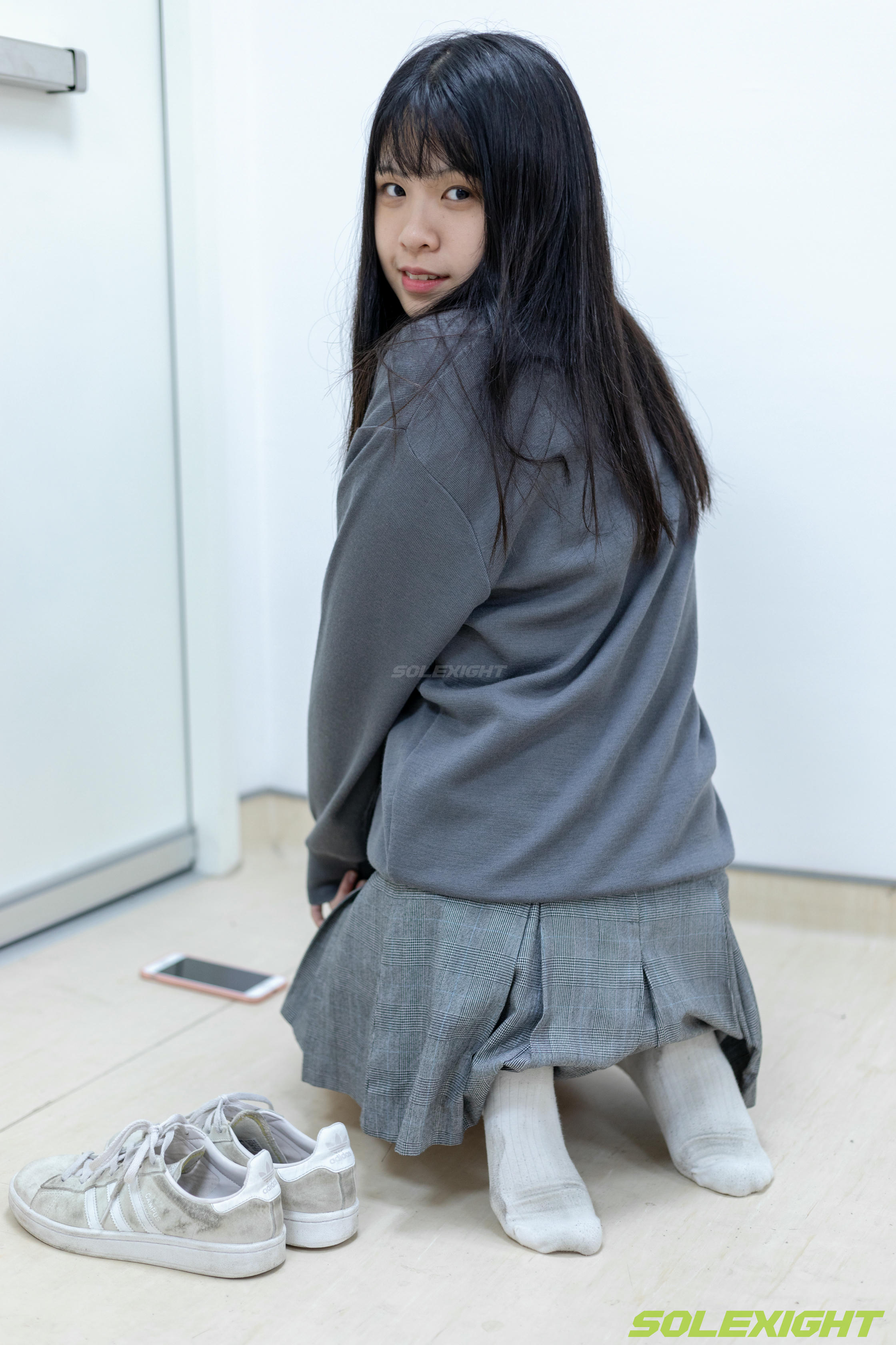 台湾SOLEXIGHT NO.035 Dora 脏臭白袜 丝袜 臭鞋 [90P2V 2.58GB]_第4集
