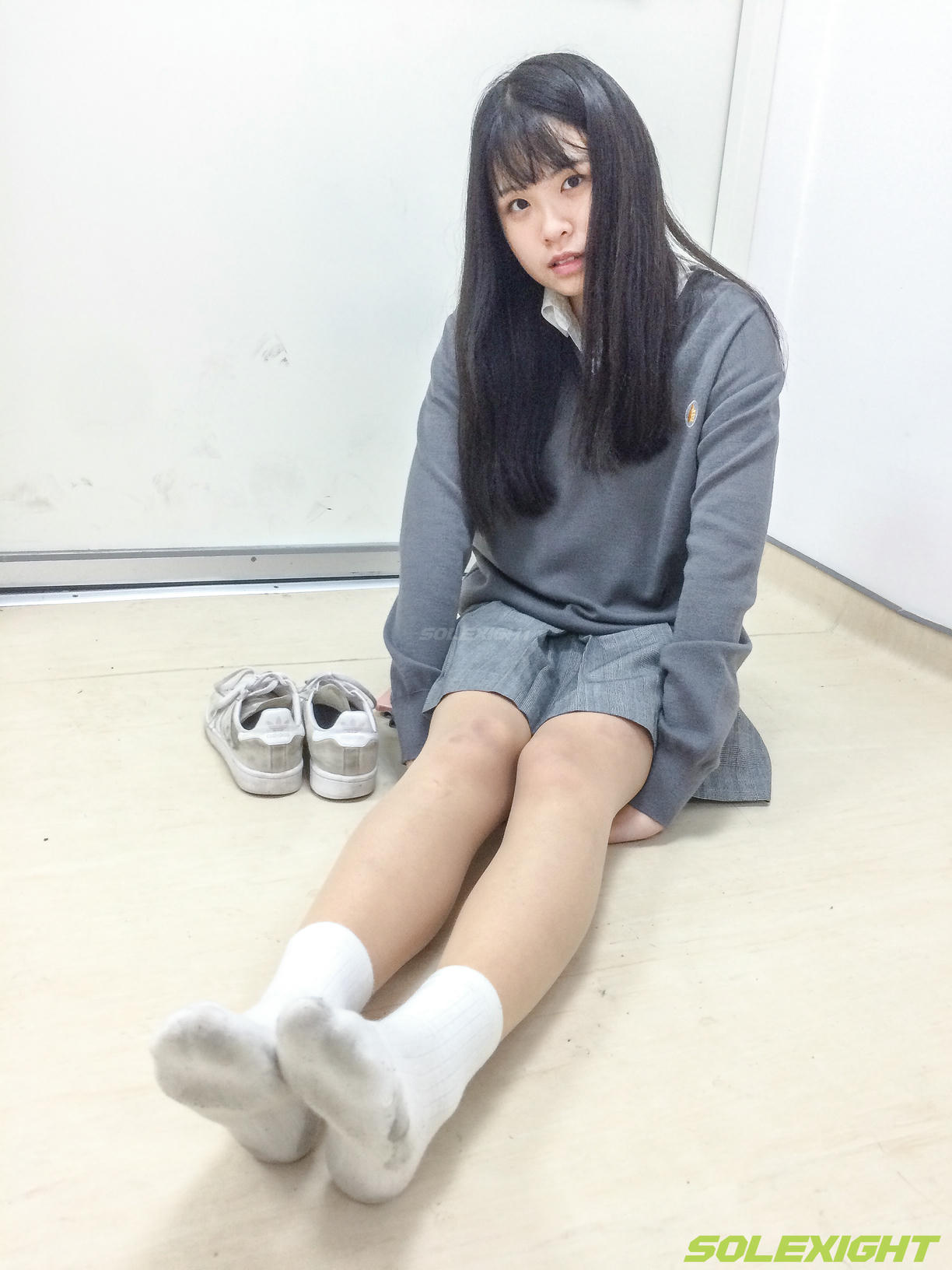 台湾SOLEXIGHT NO.035 Dora 脏臭白袜 丝袜 臭鞋 [90P2V 2.58GB]_第5集