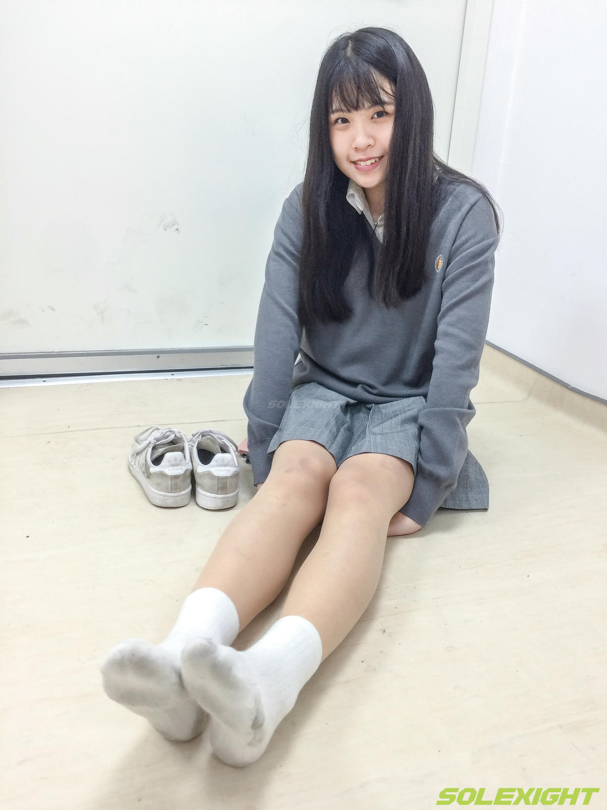 台湾SOLEXIGHT NO.035 Dora 脏臭白袜 丝袜 臭鞋 [90P2V 2.58GB]_第5集