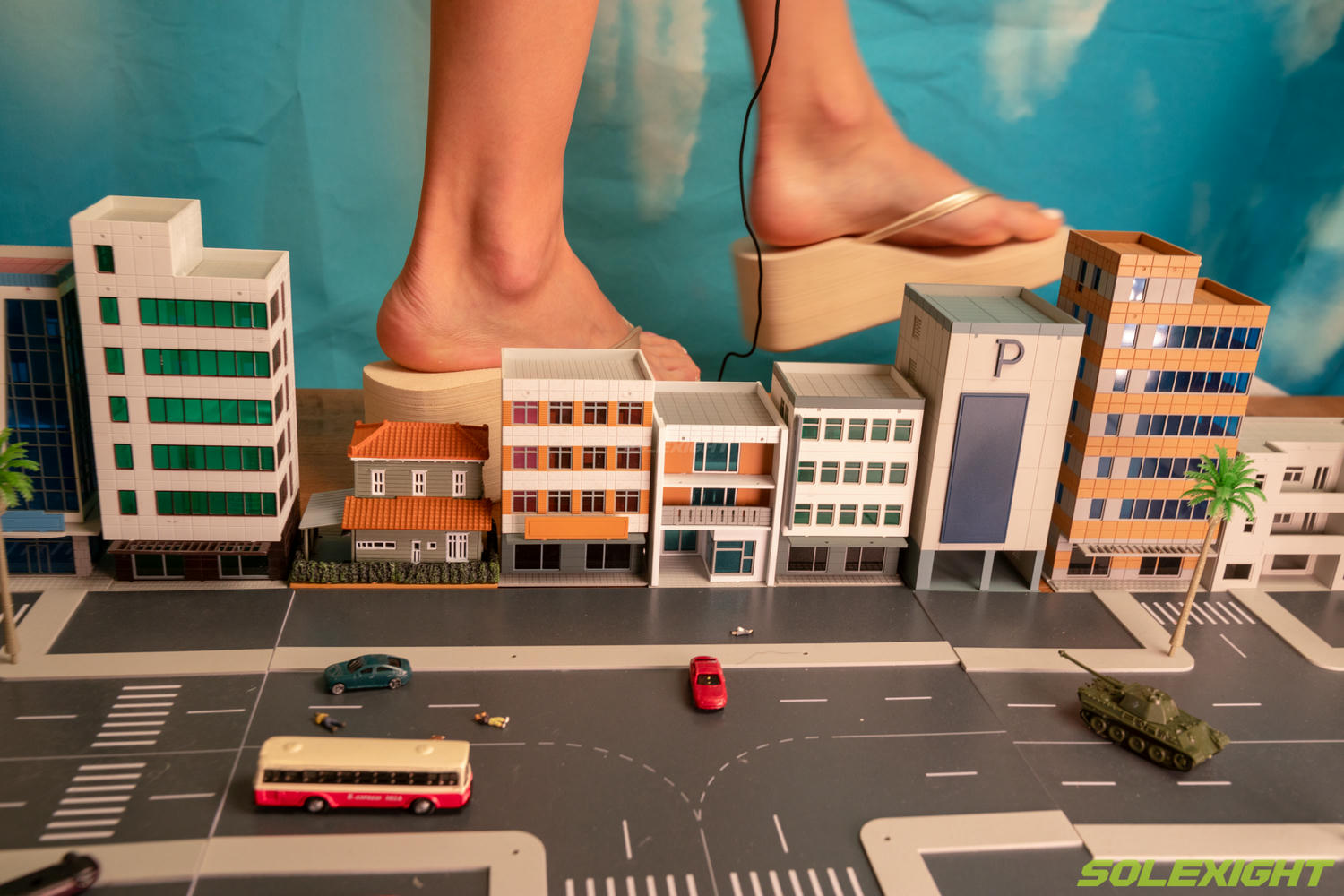 台湾SOLEXIGHT NO.007 Chi-Giantess-Picture（女巨人模拟人生）（3000PX-63P）_第2集