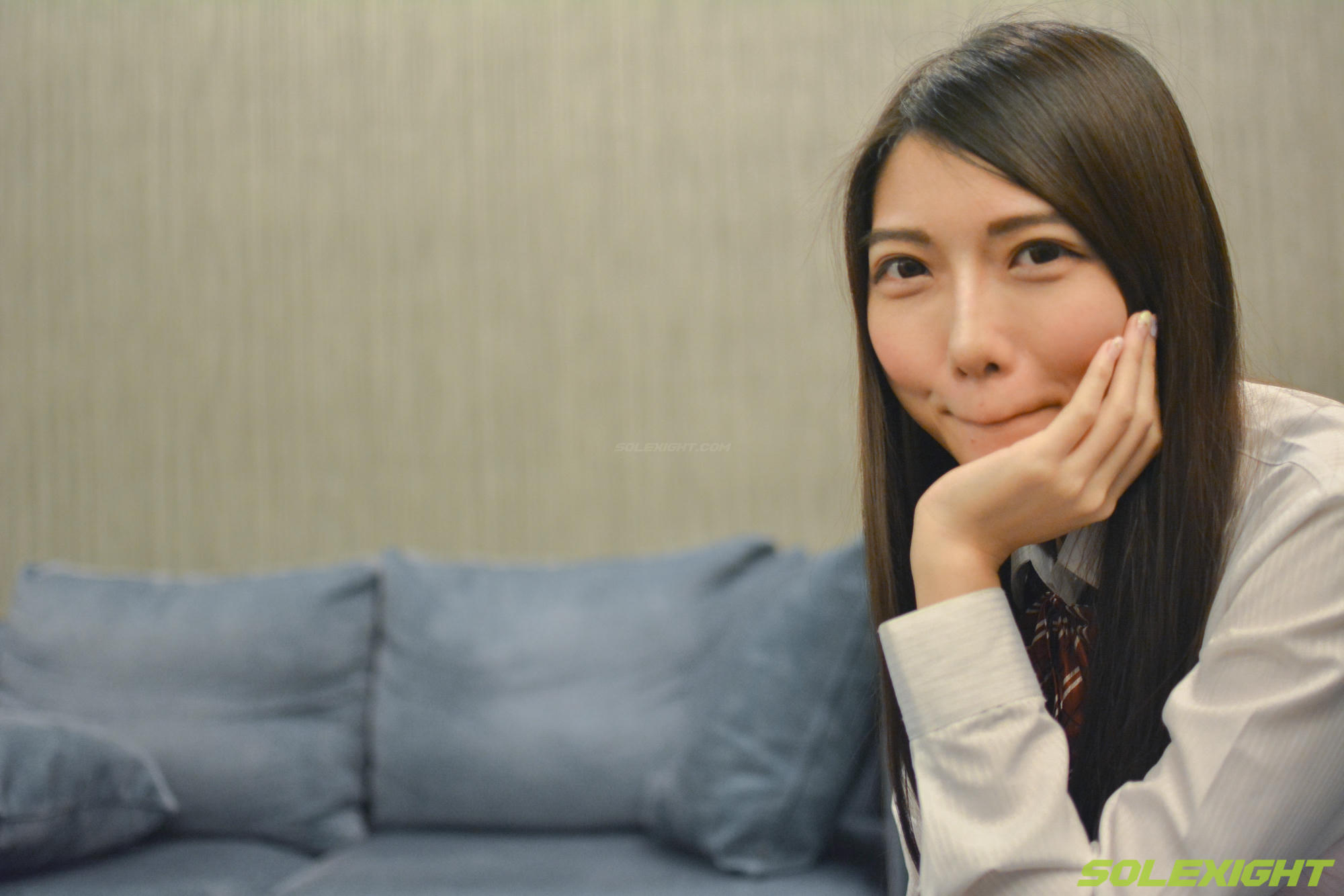 台湾SOLEXIGHT NO.013 De-Picture（正妹职服诱惑浴室洗脚撕开丝袜）（3000PX-270P+1080P-1V）【高配版】_第8集