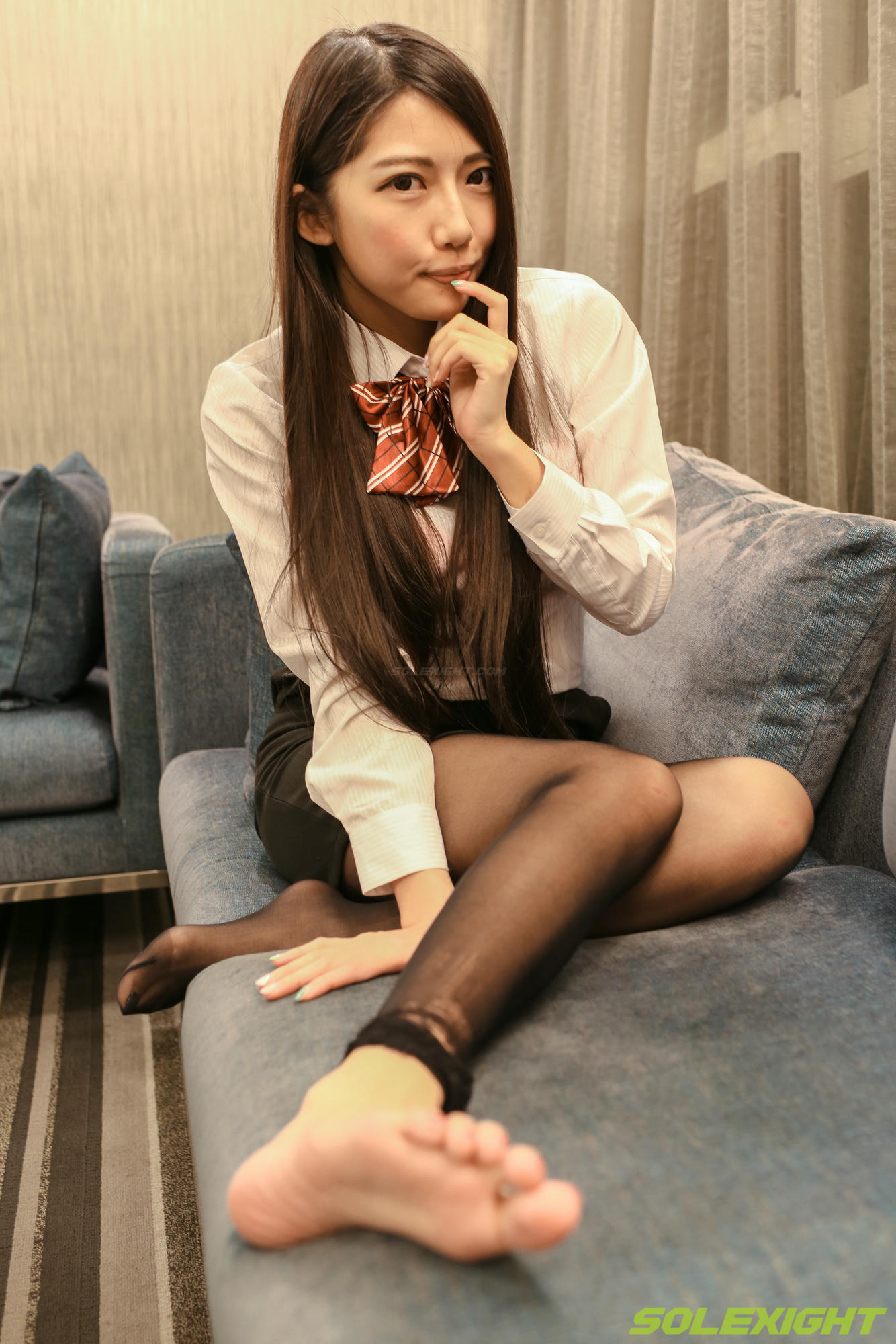 台湾SOLEXIGHT NO.013 De-Picture（正妹职服诱惑浴室洗脚撕开丝袜）（3000PX-270P+1080P-1V）【高配版】_第9集