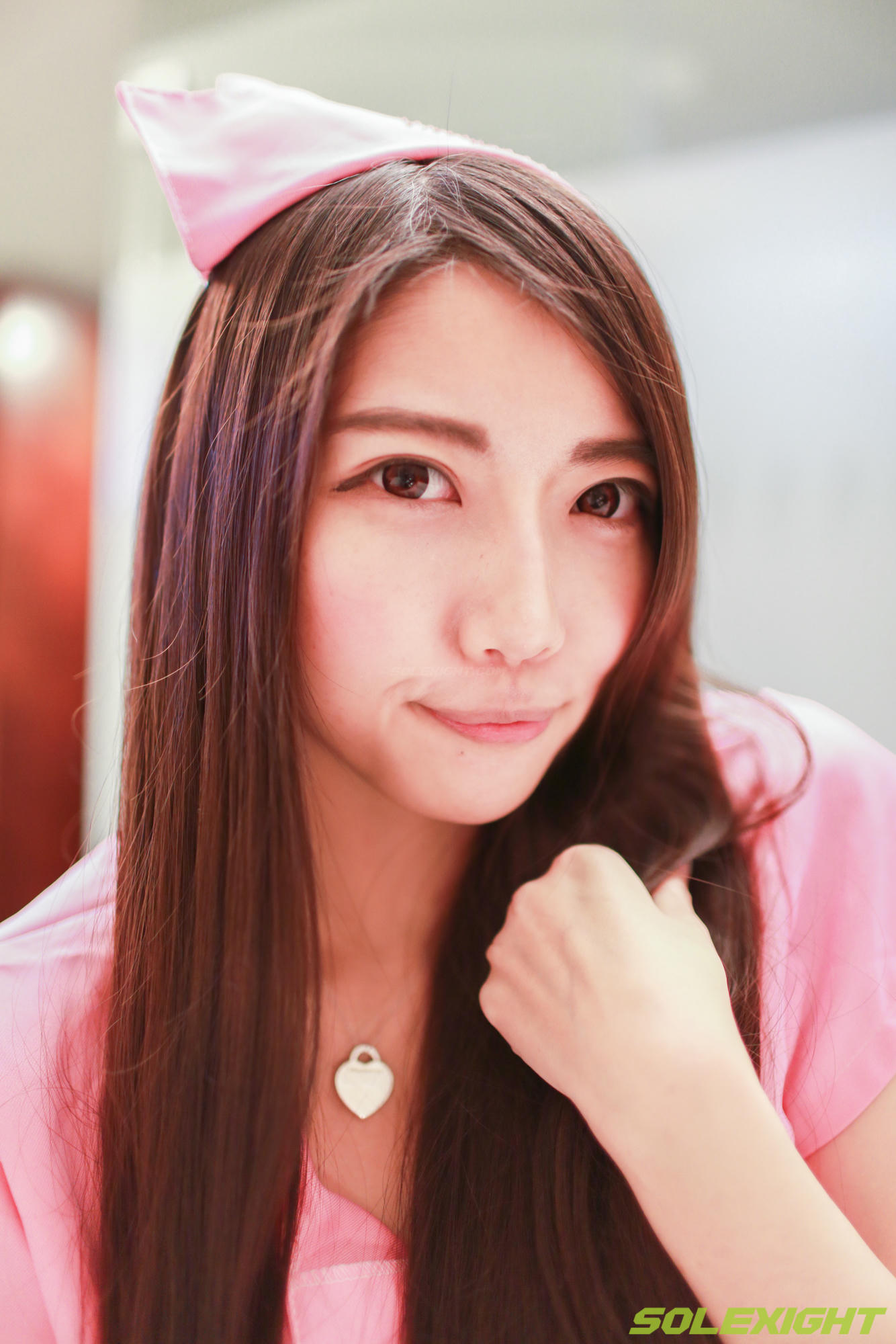 台湾SOLEXIGHT NO.013 De-Picture（正妹职服诱惑浴室洗脚撕开丝袜）（3000PX-270P+1080P-1V）【高配版】_第2集