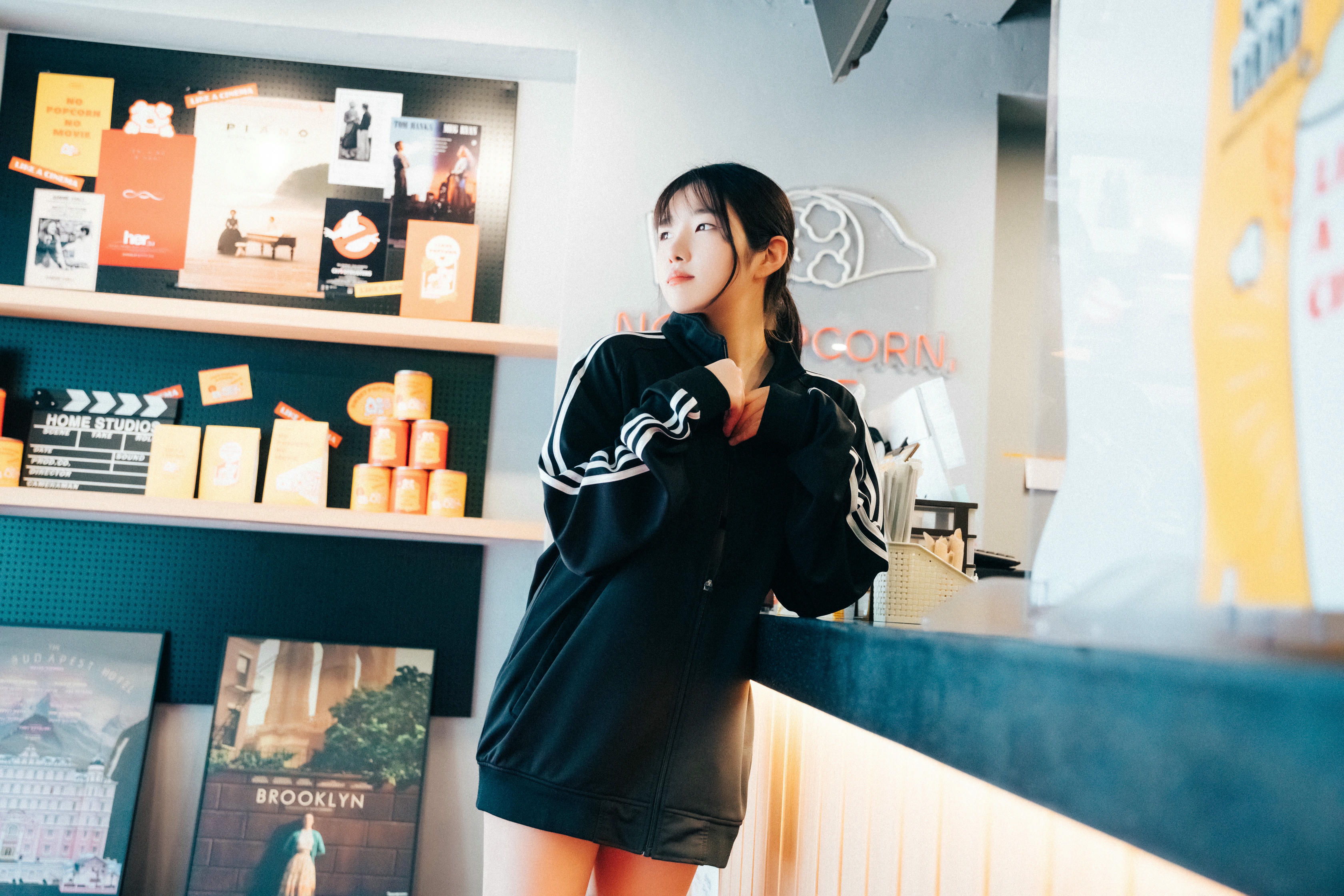 韩国美女-054_Loozy Sonson (손손) Cinema girl_S.ver [123P-944MB]-Cinema girl_第1集