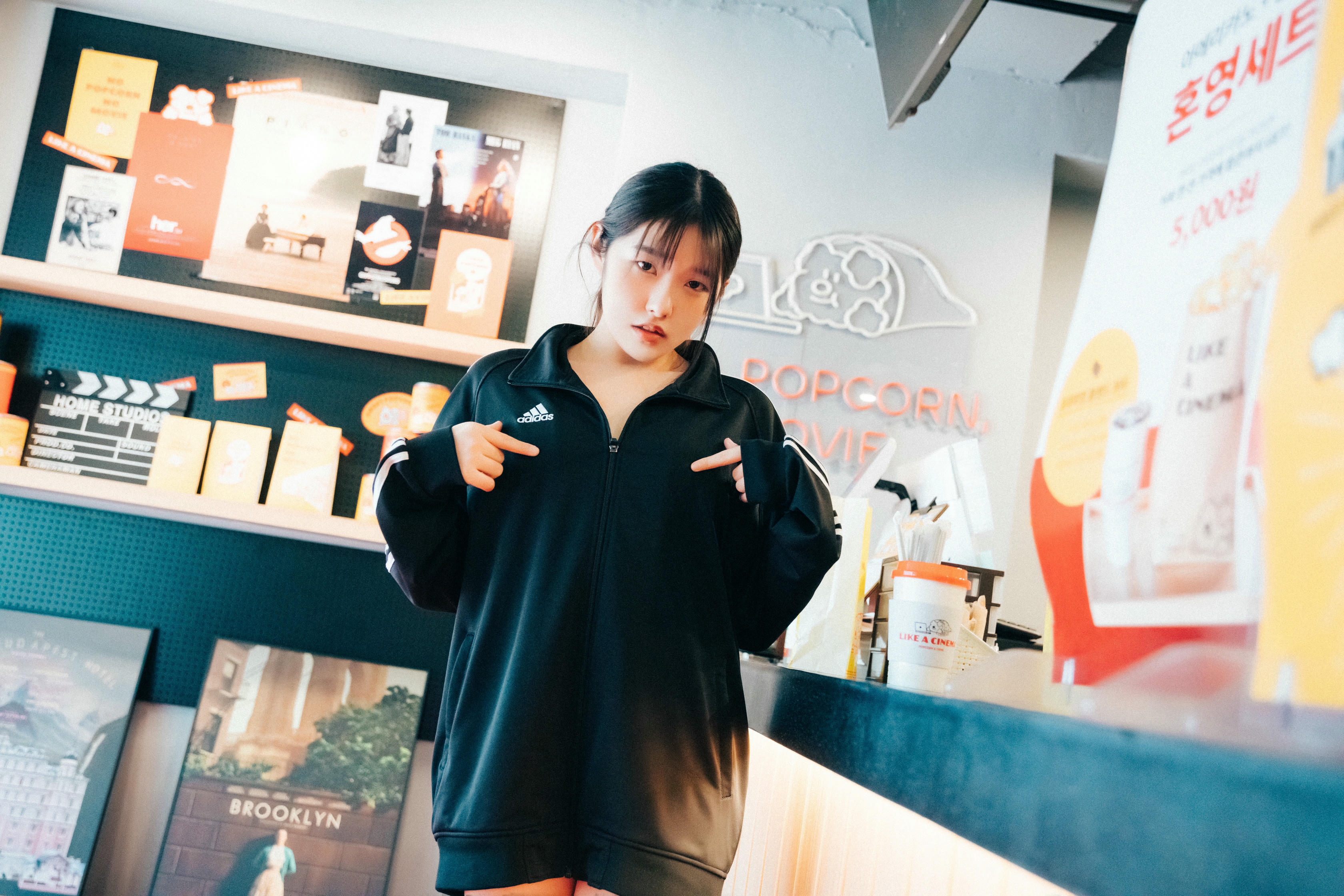 韩国美女-054_Loozy Sonson (손손) Cinema girl_S.ver [123P-944MB]-Cinema girl_第2集