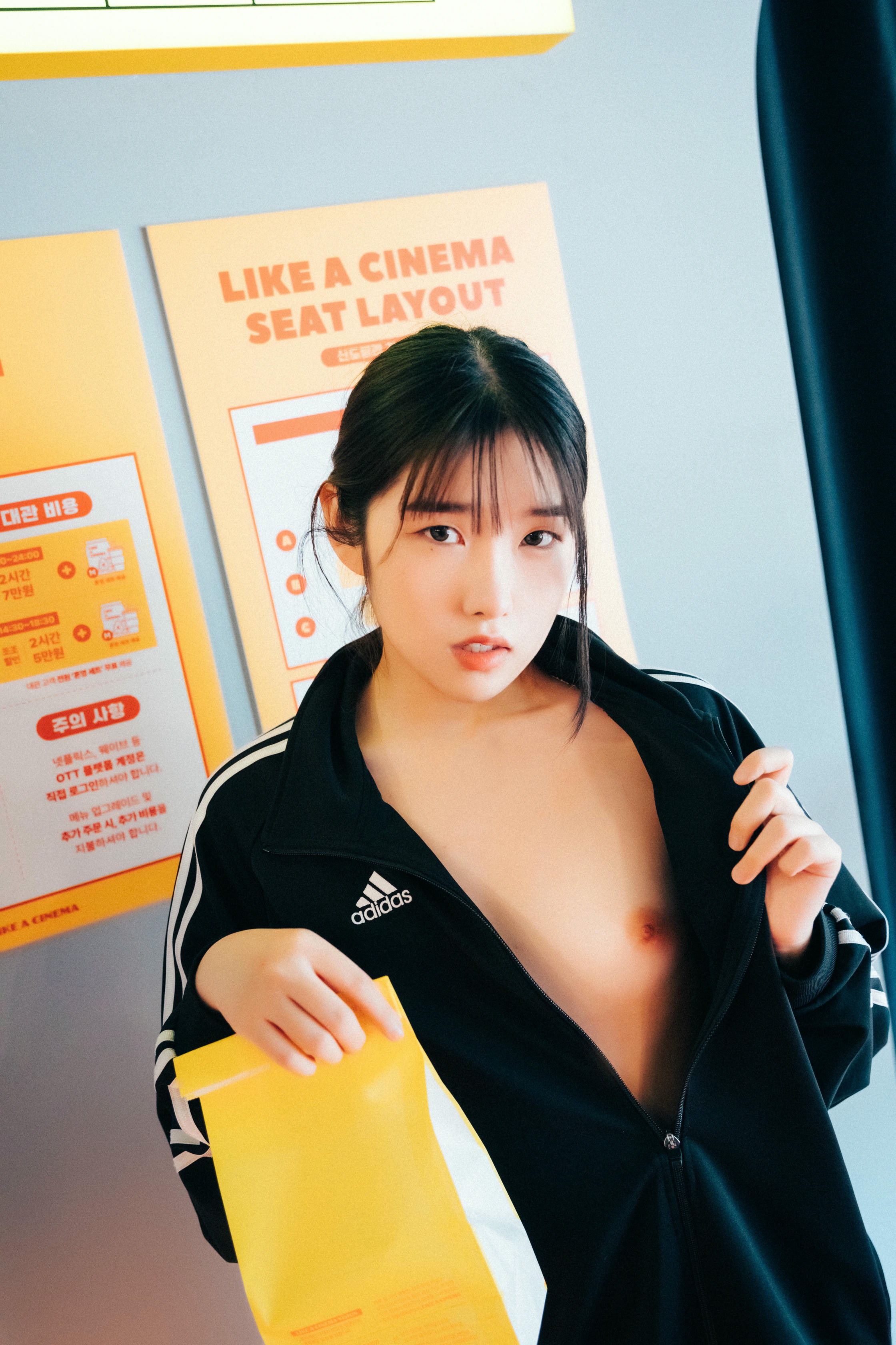 韩国美女-054_Loozy Sonson (손손) Cinema girl_S.ver [123P-944MB]-S version_第1集