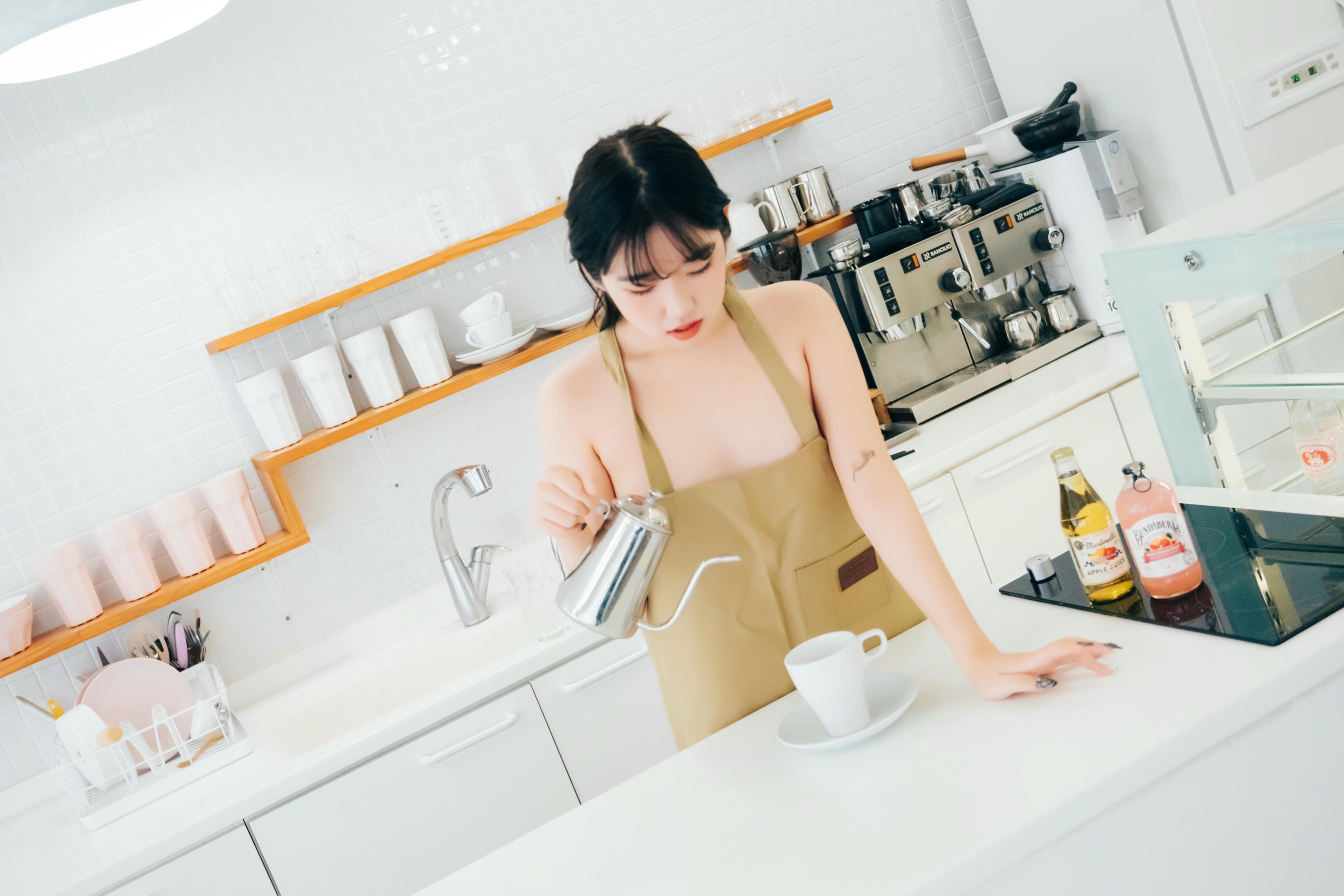 韩国美女-028_Loozy SonSon Nude Apron [111P 1.42GB]-Nude Apron_第3集