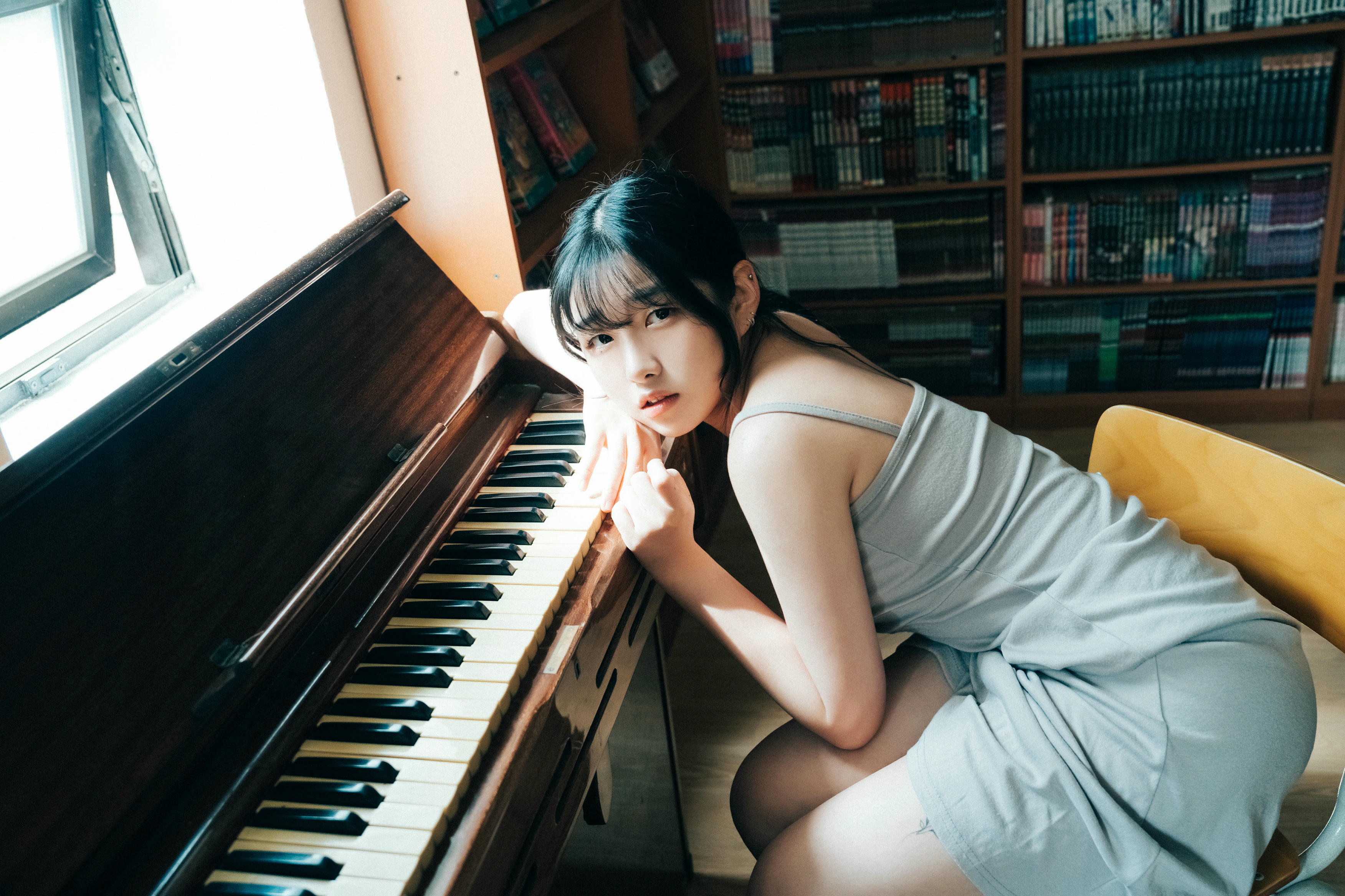 韩国美女-Sonson NO.048 Loozy (손손) Comic Shop Girl [112P／1.98GB]-comics shop girl_第2集