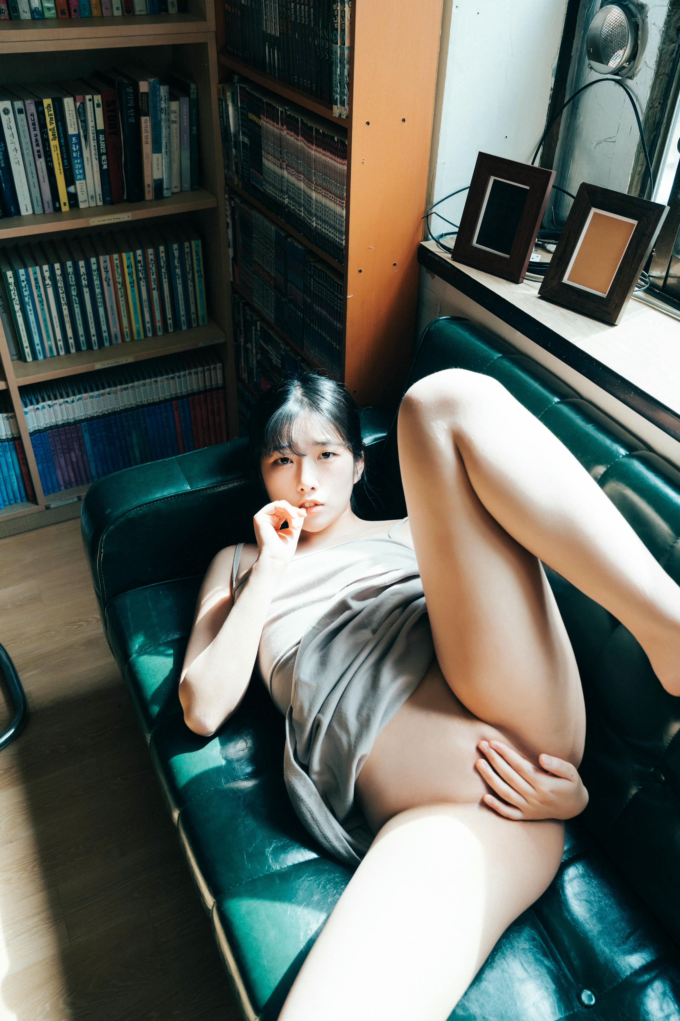 韩国美女-Sonson NO.048 Loozy (손손) Comic Shop Girl [112P／1.98GB]-comics shop girl_第3集