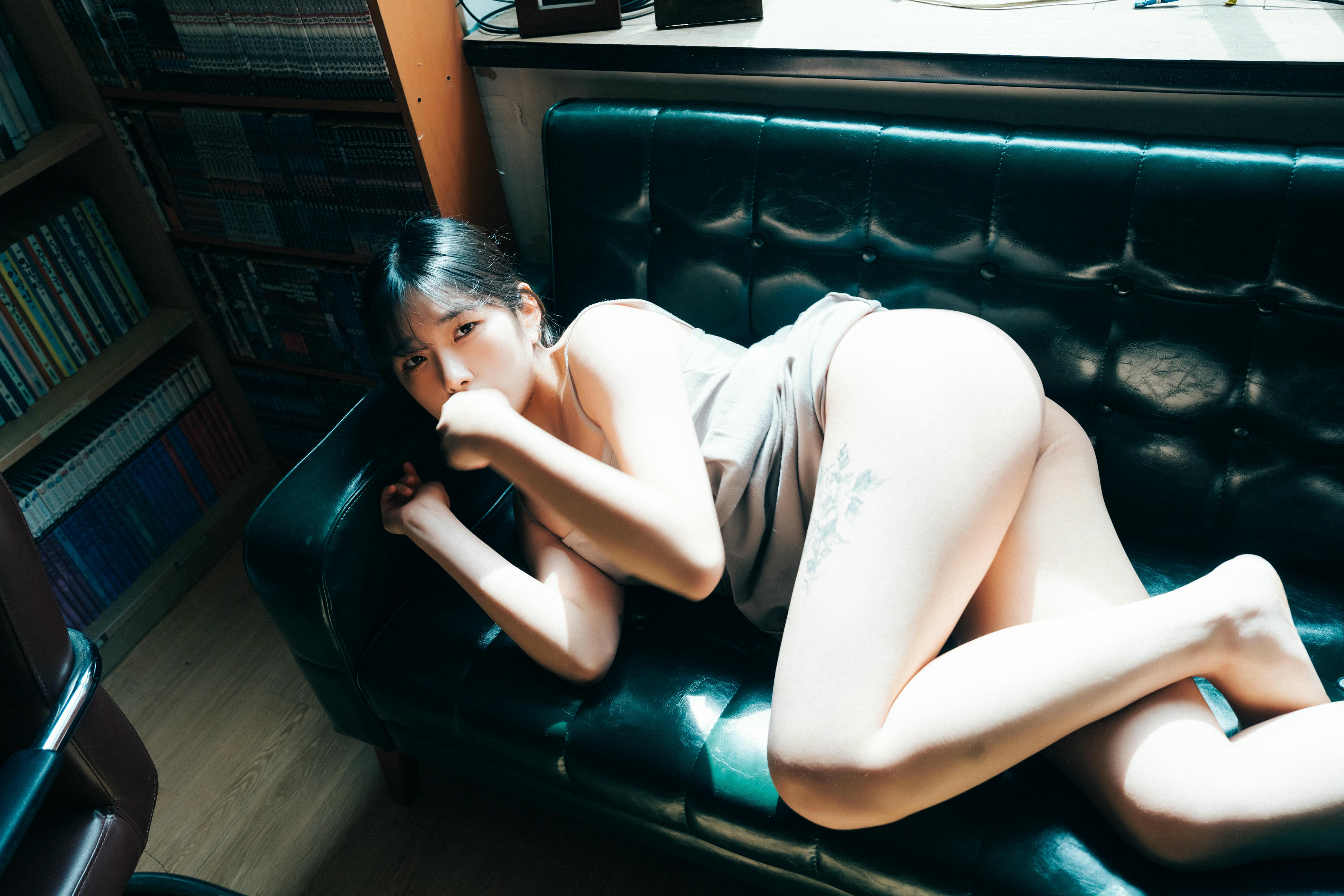 韩国美女-Sonson NO.048 Loozy (손손) Comic Shop Girl [112P／1.98GB]-comics shop girl_第3集
