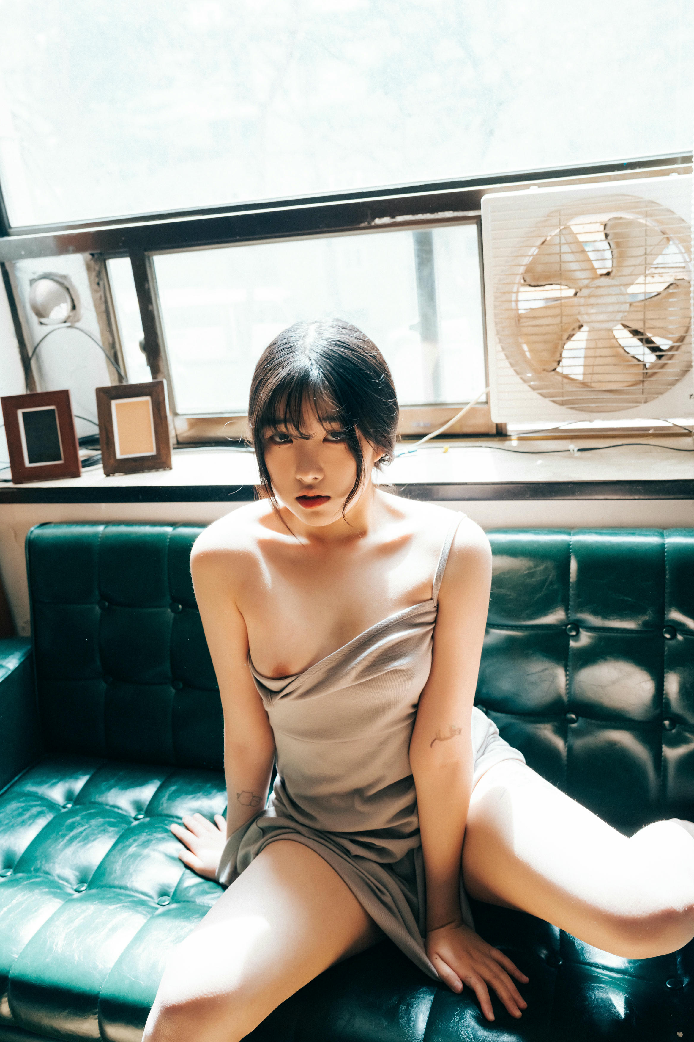韩国美女-Sonson NO.048 Loozy (손손) Comic Shop Girl [112P／1.98GB]-s version_第2集