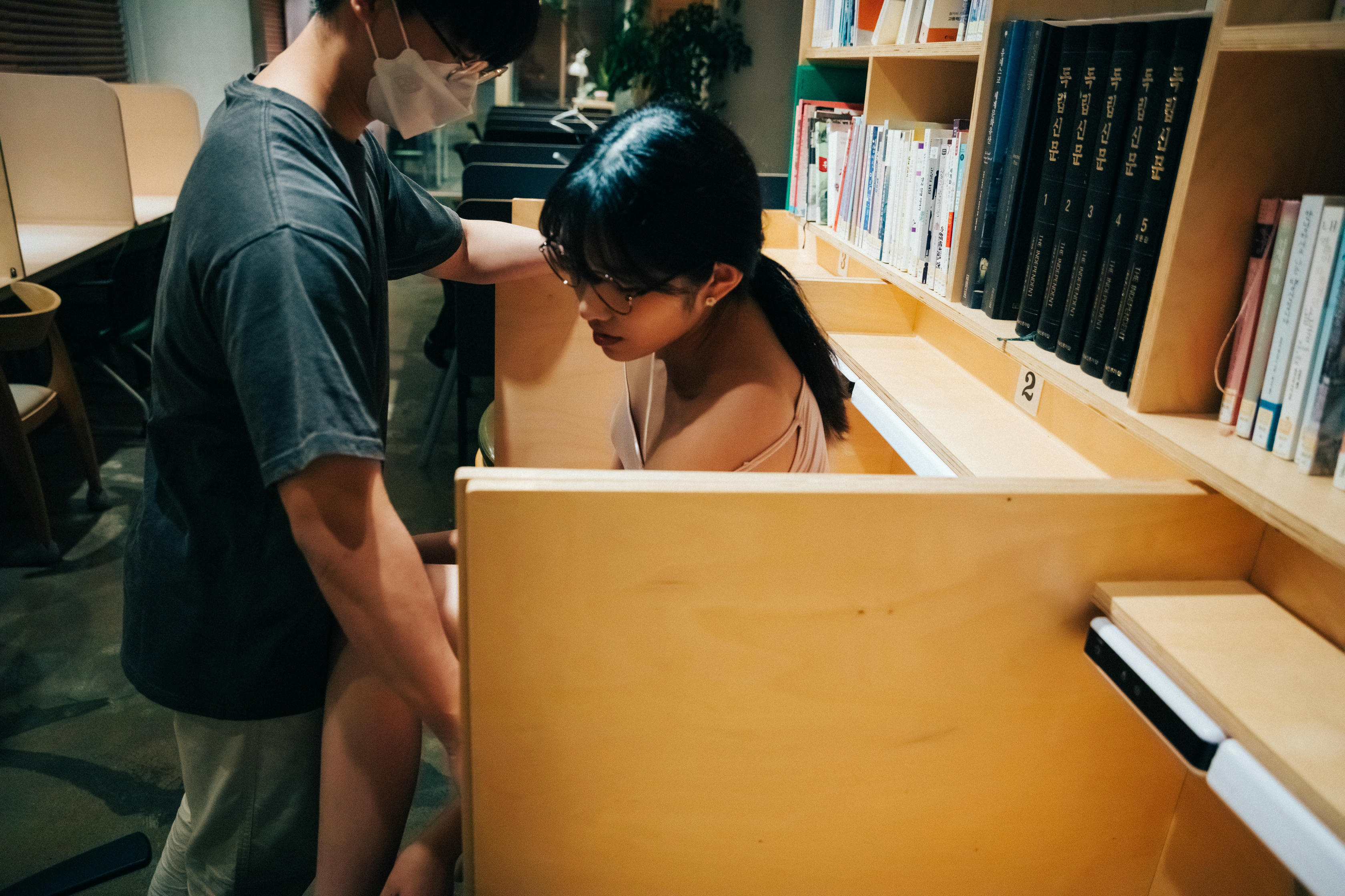 韩国美女-041_Loozy Sonson (손손) - Reading Room [137P 2.70GB]_第4集