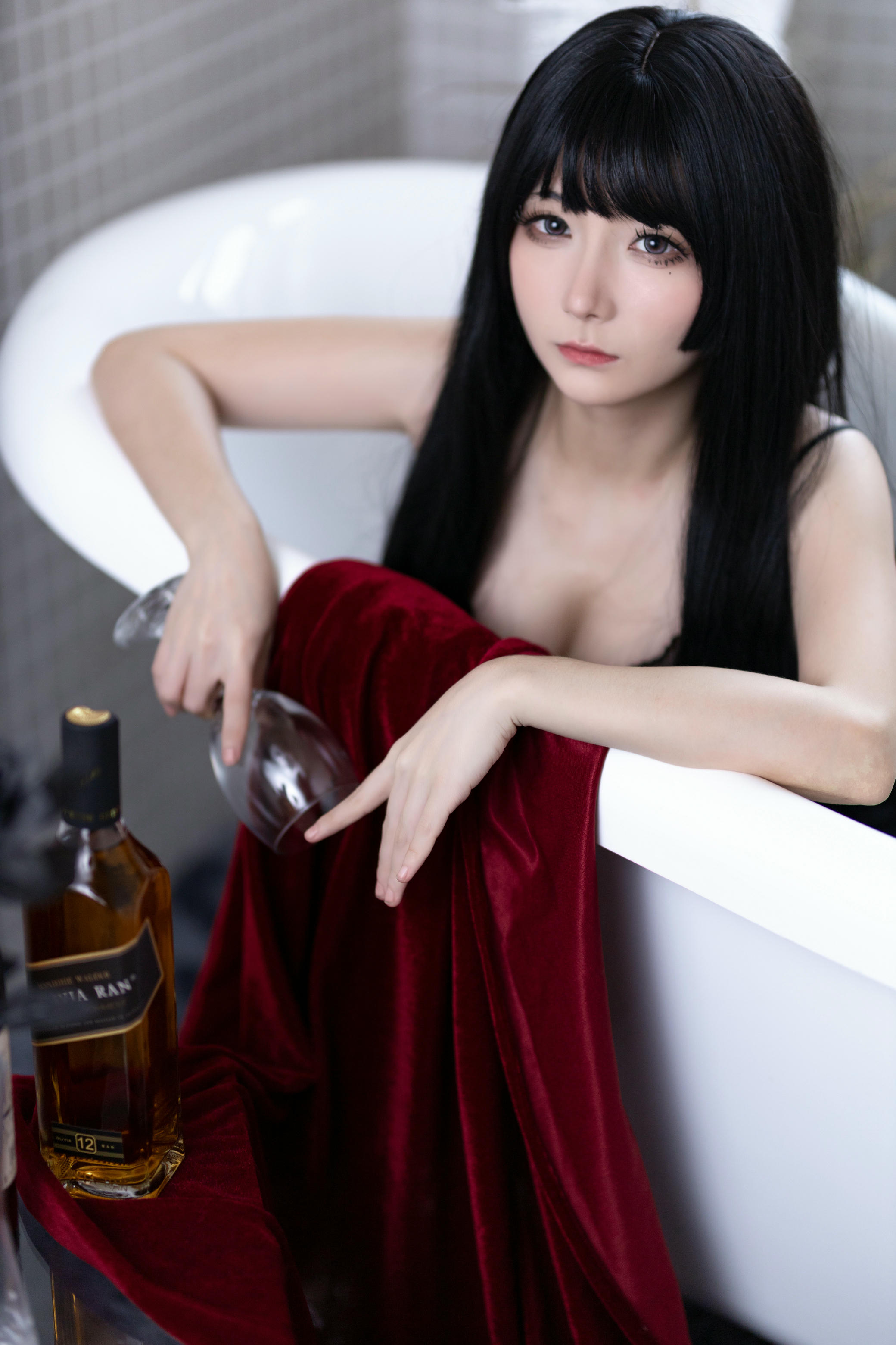 是三不是世w NO.012 黑玫瑰 [40P-313MB]_第2集