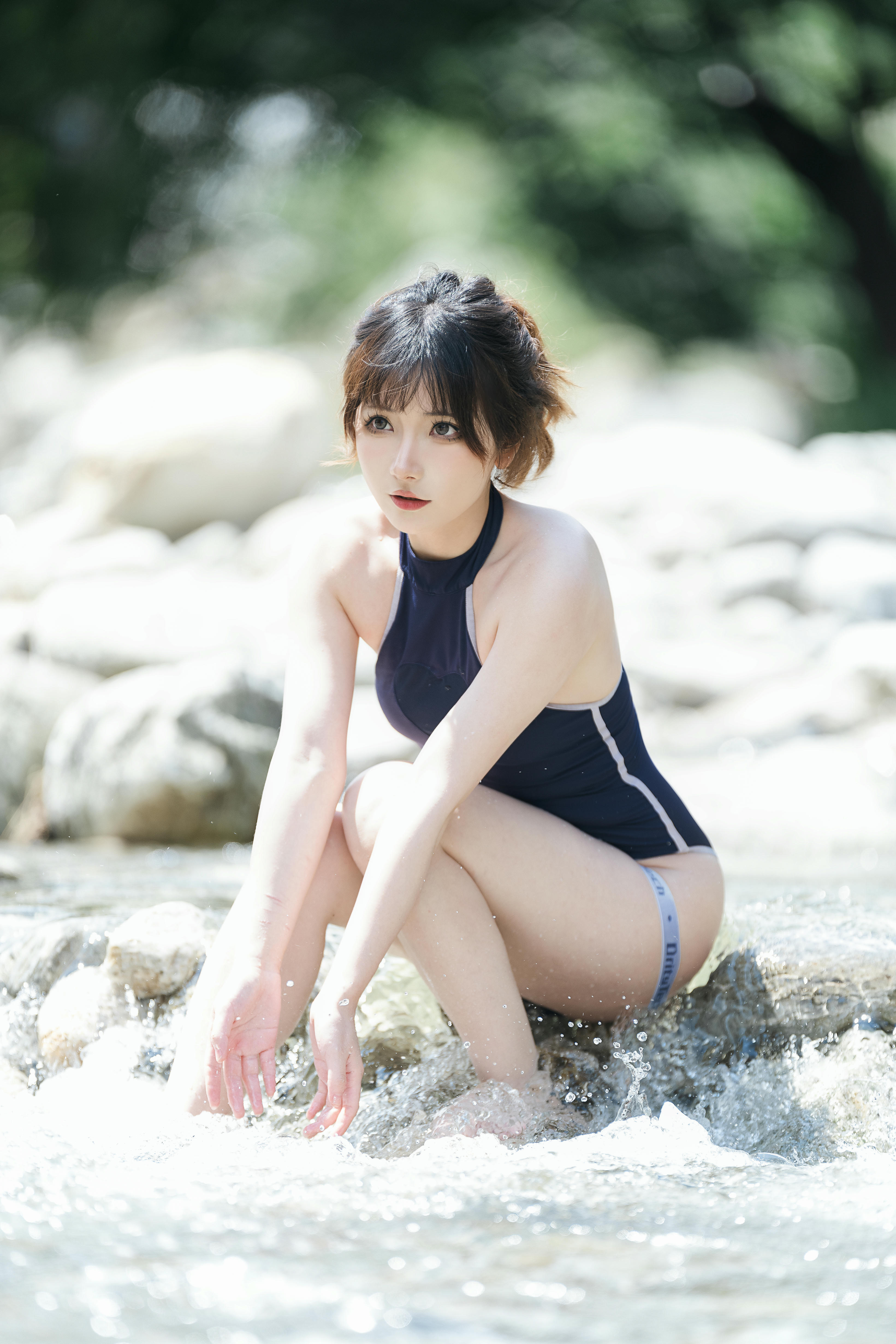 是三不是世w NO.015 小溪竞泳 [47P-2.73GB]_第2集