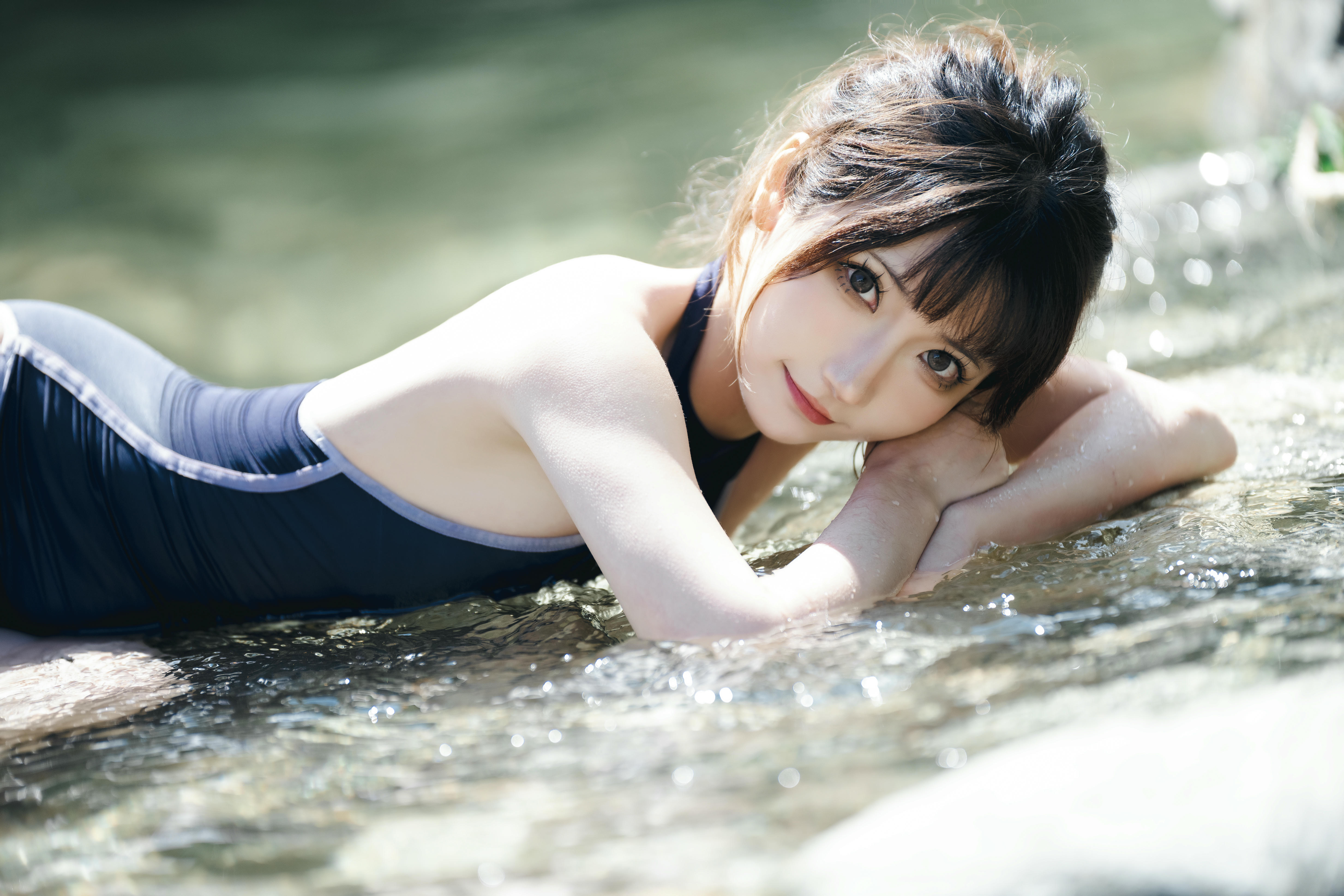 是三不是世w NO.015 小溪竞泳 [47P-2.73GB]_第2集