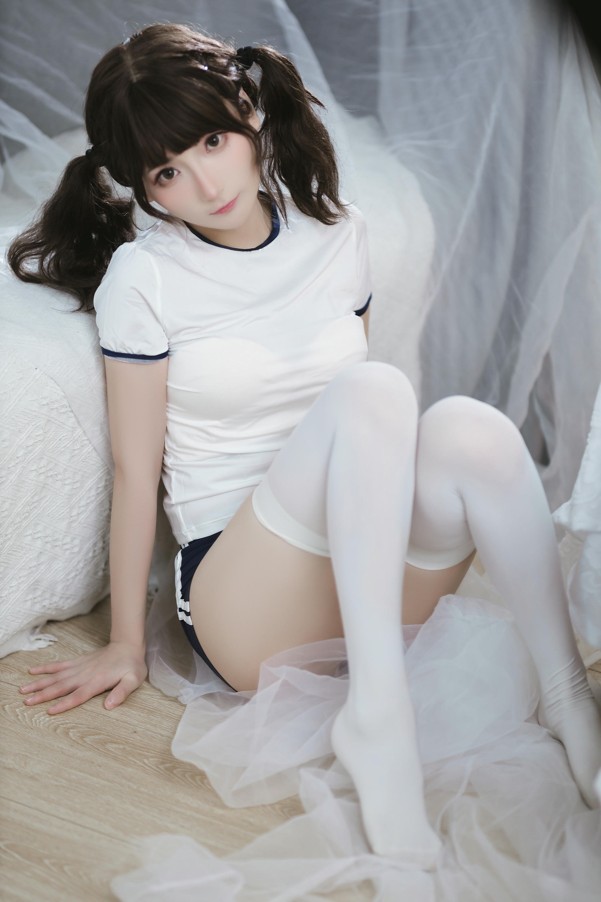 是三不是世w NO.005 束缚[37P527MB]_第1集